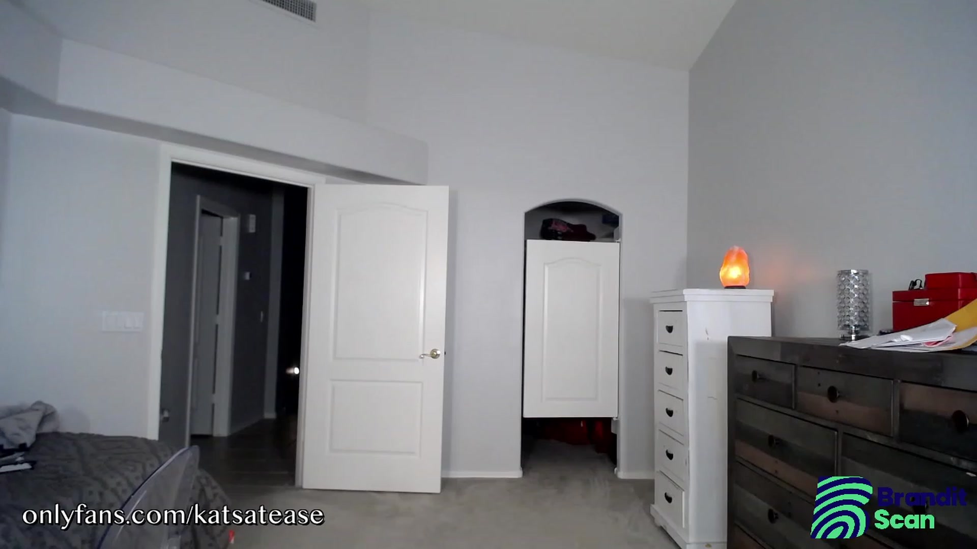 Gallery image thumbnail from KatsAtease's myfreecams stream on, 08/12/2023, 06:46 image 14 of 20