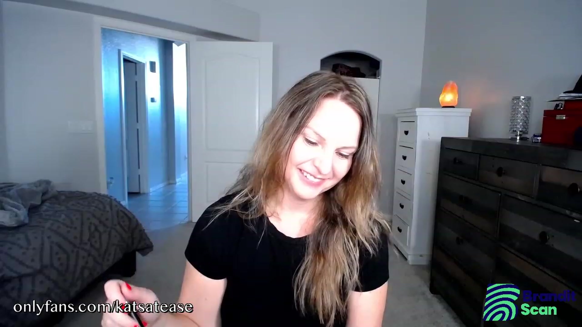 Gallery image thumbnail from KatsAtease's myfreecams stream on, 08/13/2023, 24:39 image 14 of 20