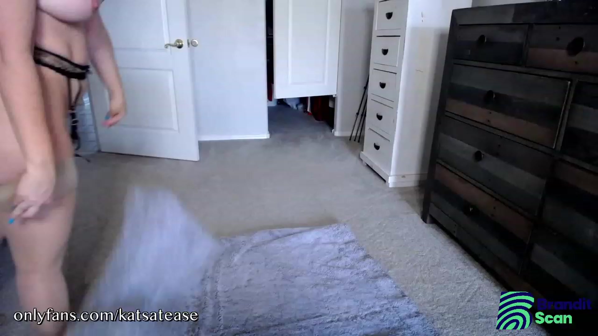 Gallery image thumbnail from KatsAtease's myfreecams stream on, 08/24/2023, 01:43 image 15 of 20