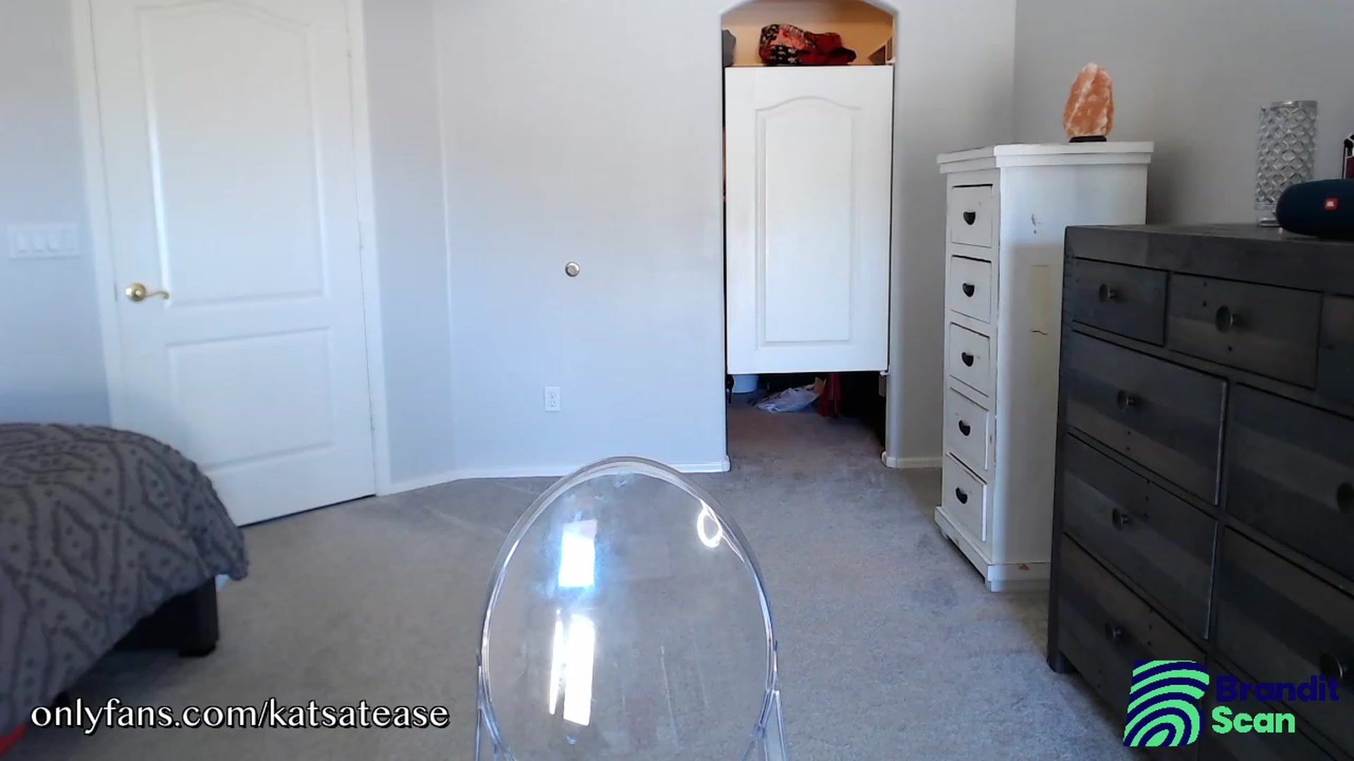Gallery image thumbnail from KatsAtease's myfreecams stream on, 09/27/2023, 18:52 image 5 of 20