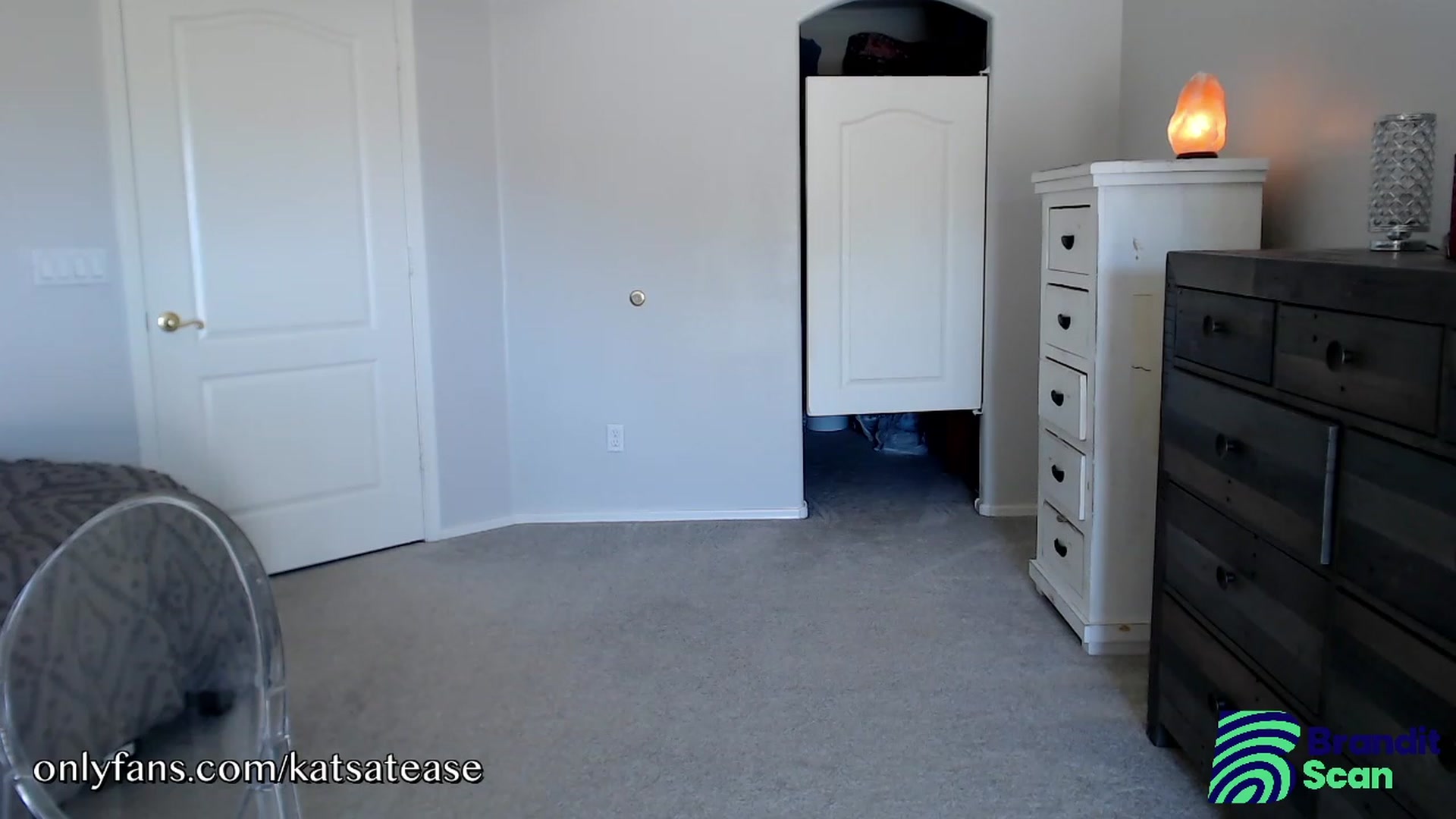 Gallery image thumbnail from KatsAtease's myfreecams stream on, 10/23/2023, 18:09 image 19 of 20