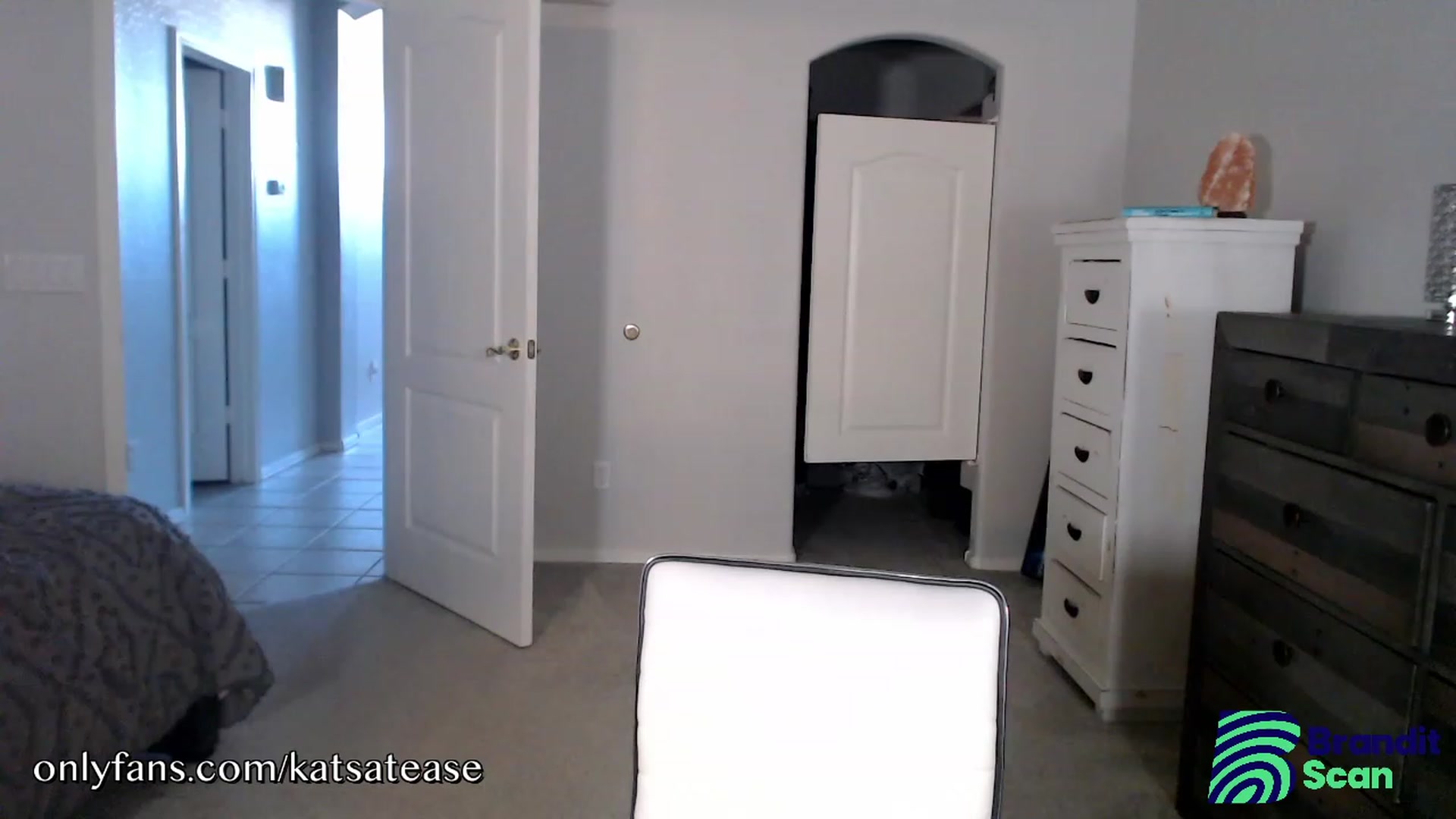 Gallery image thumbnail from KatsAtease's myfreecams stream on, 01/11/2024, 23:31 image 20 of 20