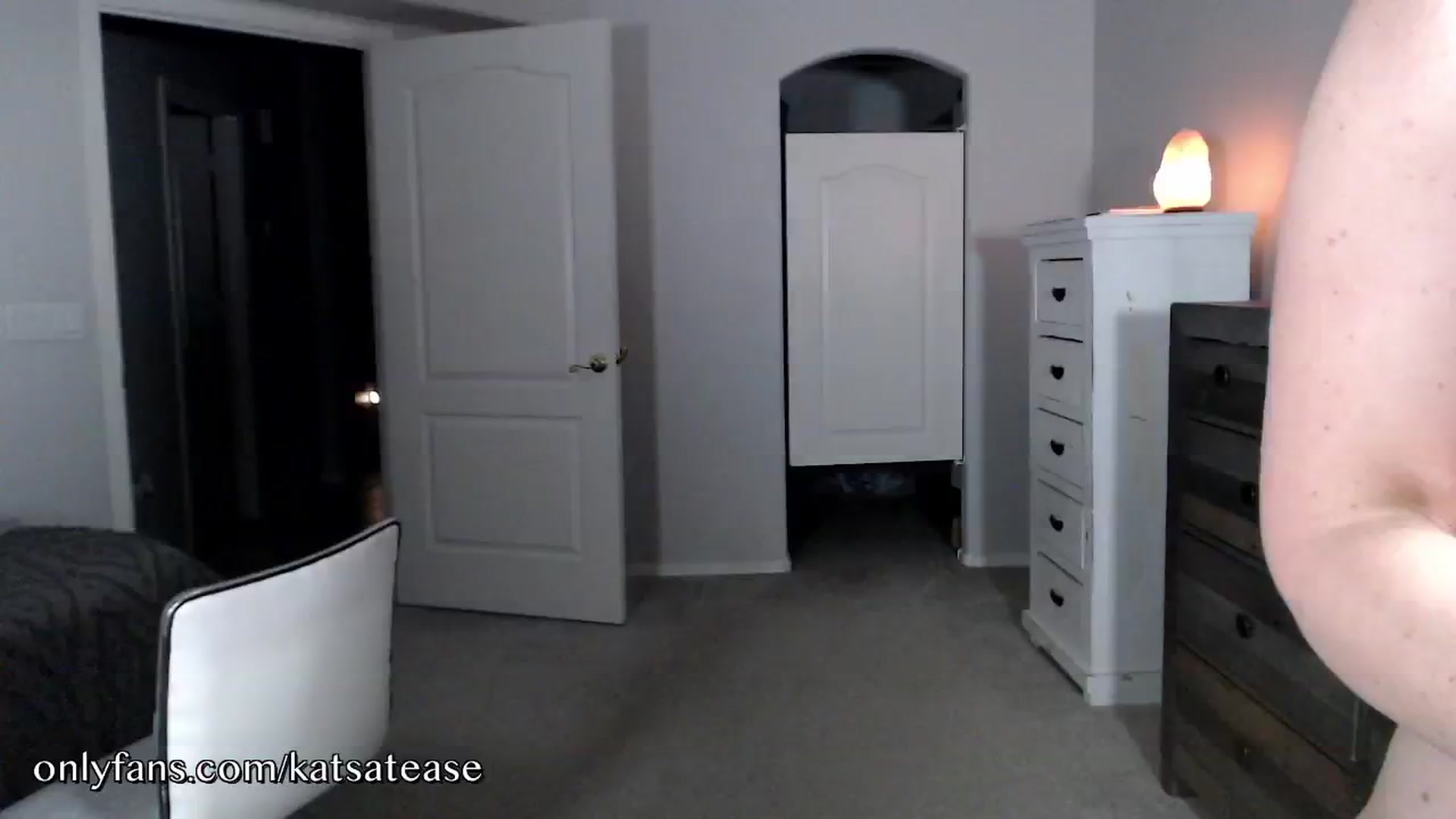 Gallery image thumbnail from KatsAtease's myfreecams stream on, 03/08/2024, 03:01 image 7 of 20