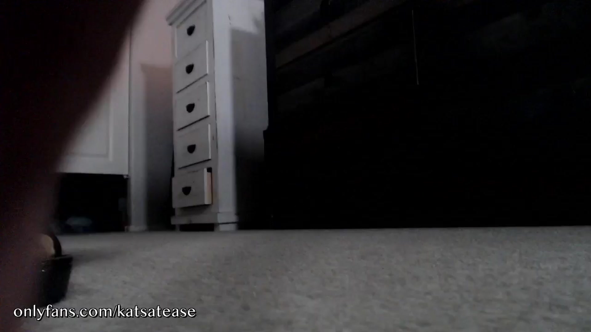 Gallery image thumbnail from KatsAtease's myfreecams stream on, 03/21/2024, 04:14 image 17 of 20