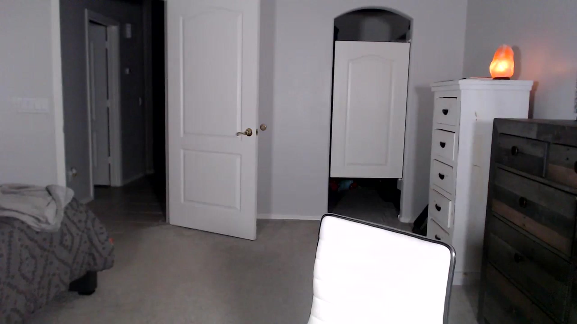 Gallery image thumbnail from KatsAtease's myfreecams stream on, 04/04/2024, 04:08 image 17 of 20