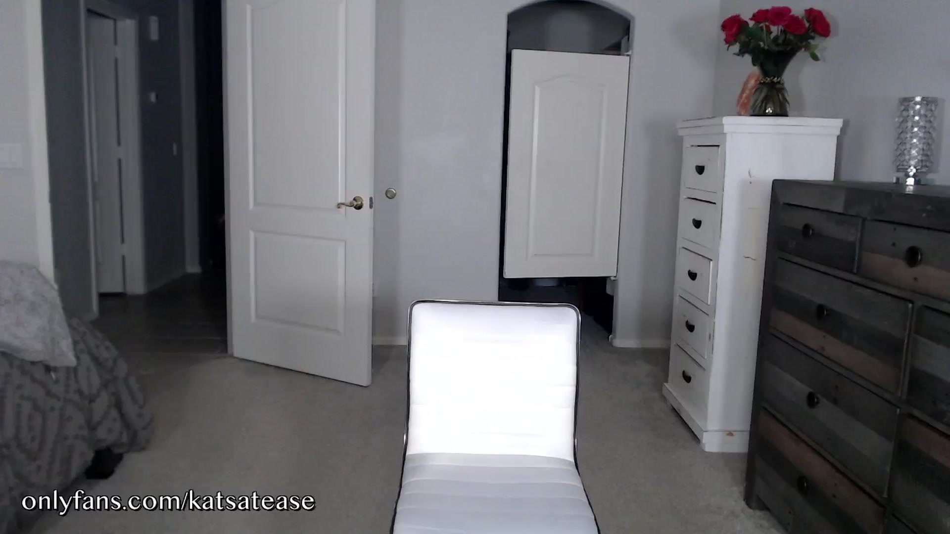 Gallery image thumbnail from KatsAtease's myfreecams stream on, 02/22/2025, 05:04 image 13 of 20