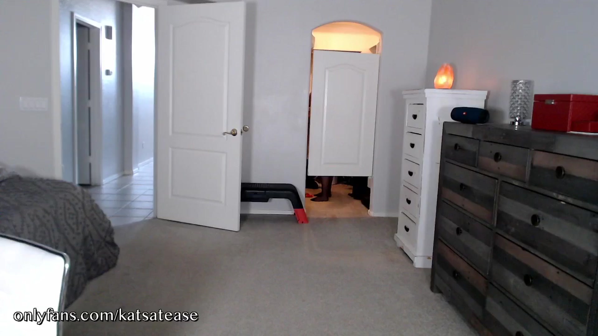 Gallery image thumbnail from KatsAtease's myfreecams stream on, 08/14/2025, 01:25 image 5 of 20