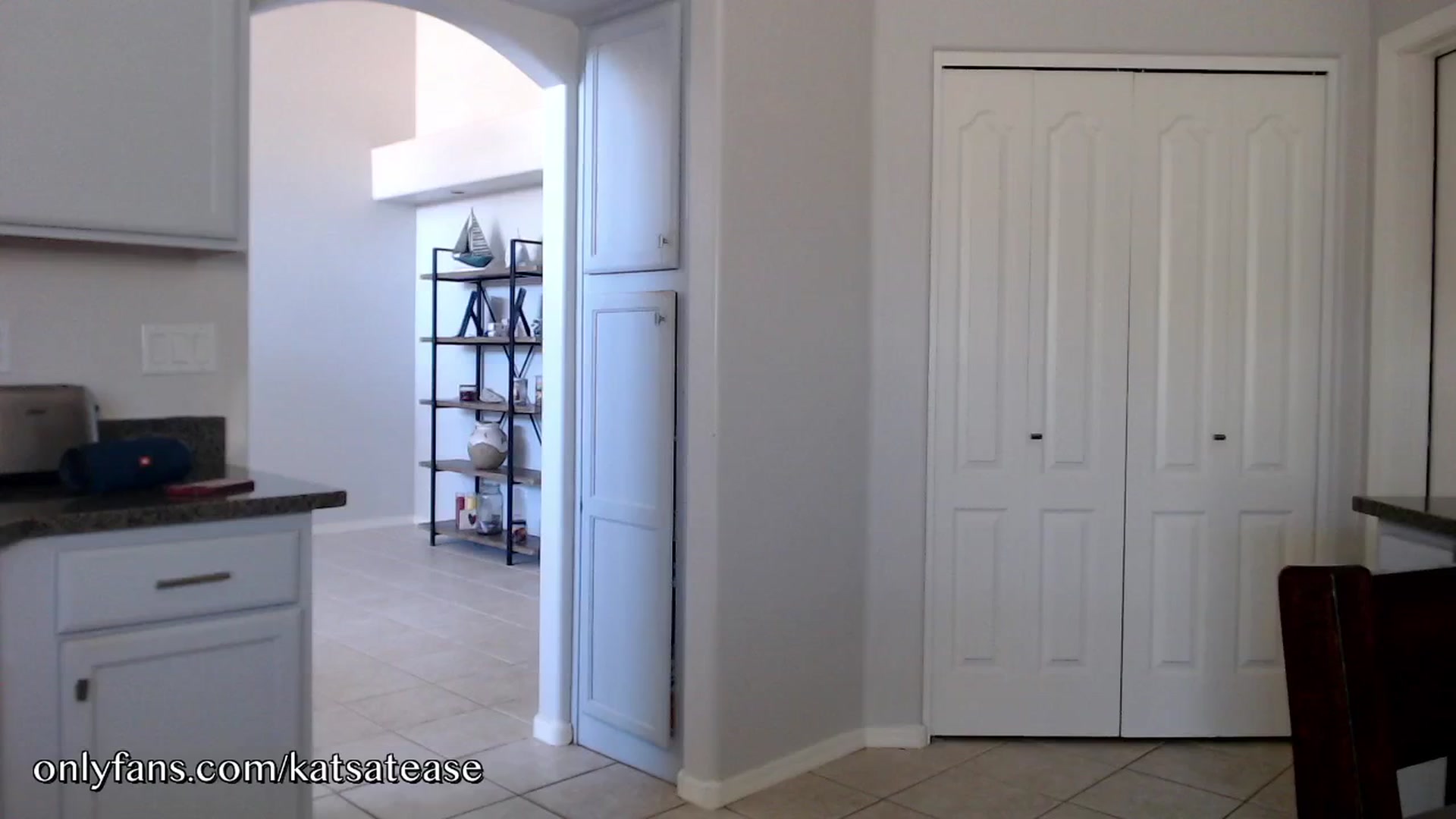 Gallery image thumbnail from KatsAtease's myfreecams stream on, 09/23/2025, 20:20 image 16 of 20
