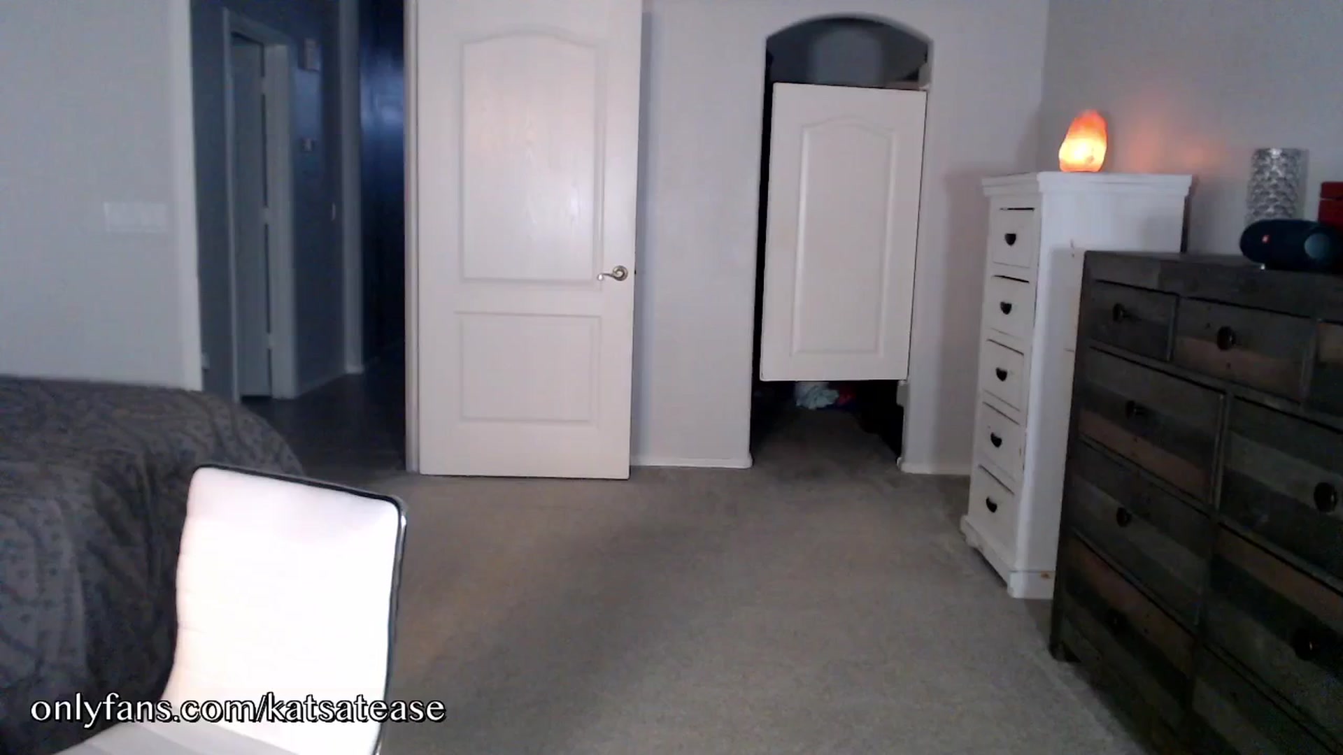 Gallery image thumbnail from KatsAtease's myfreecams stream on, 10/13/2025, 01:59 image 10 of 20