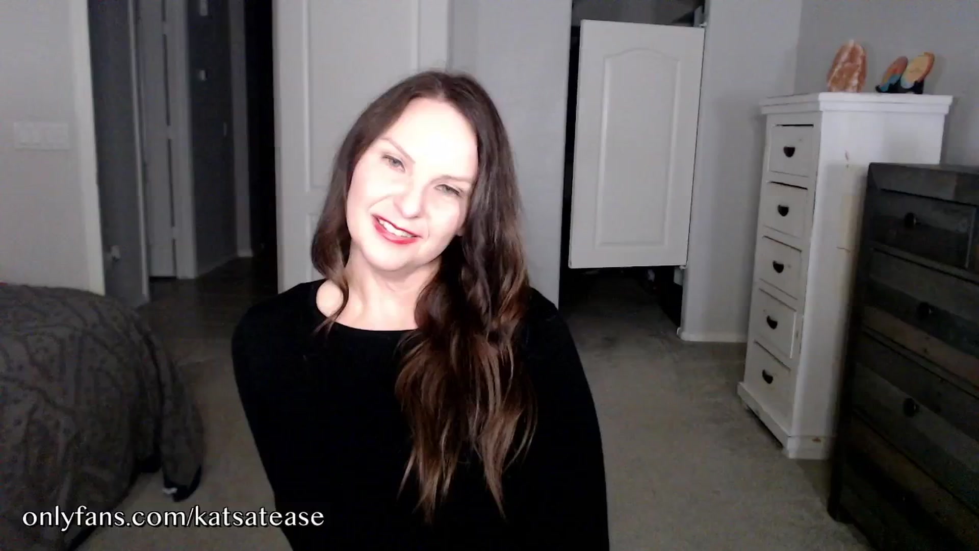 Gallery image thumbnail from KatsAtease's myfreecams stream on, 12/16/2025, 01:40 image 7 of 20