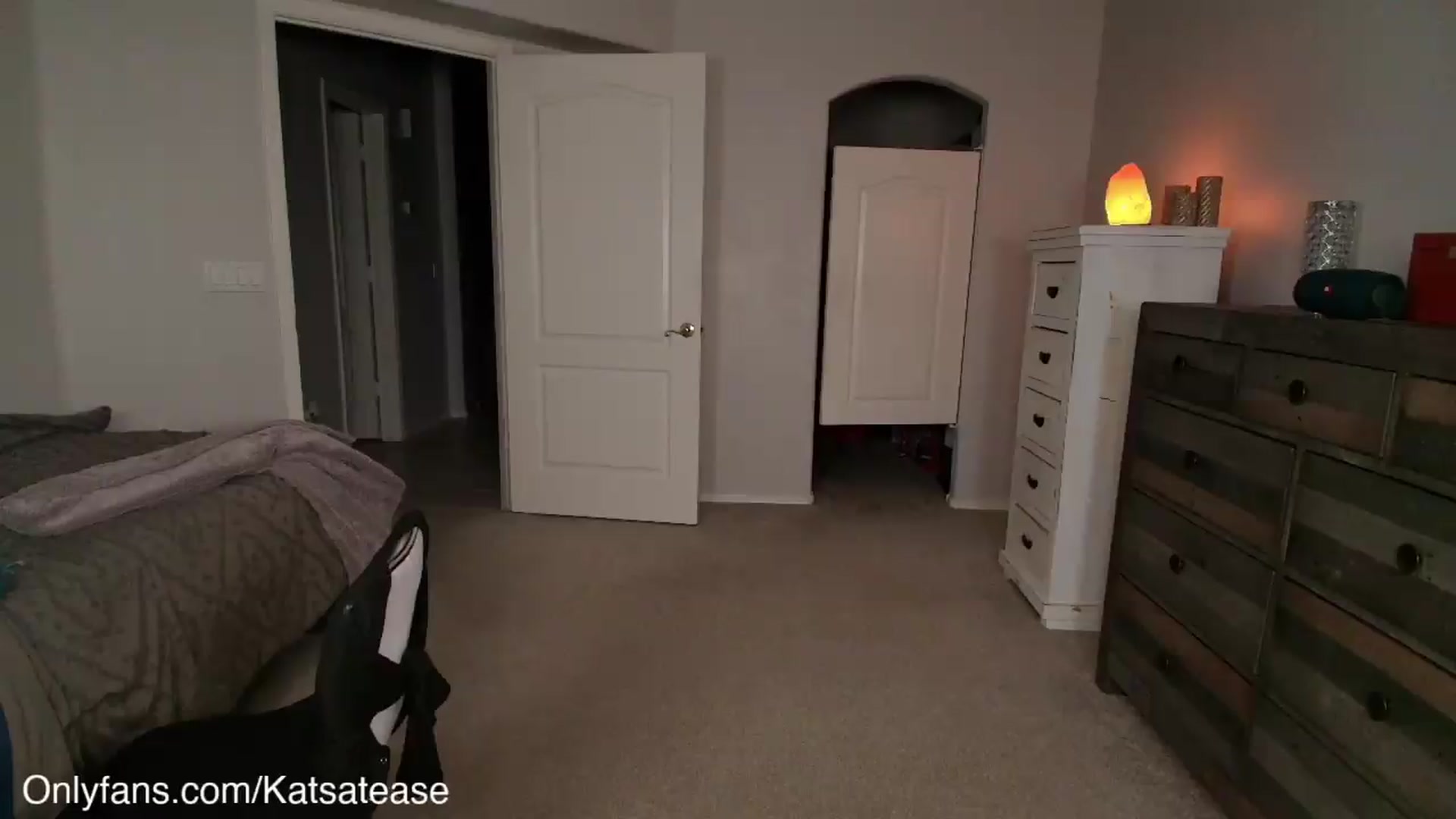 Gallery image thumbnail from KatsAtease's myfreecams stream on, 08/30/2026, 03:03 image 19 of 20