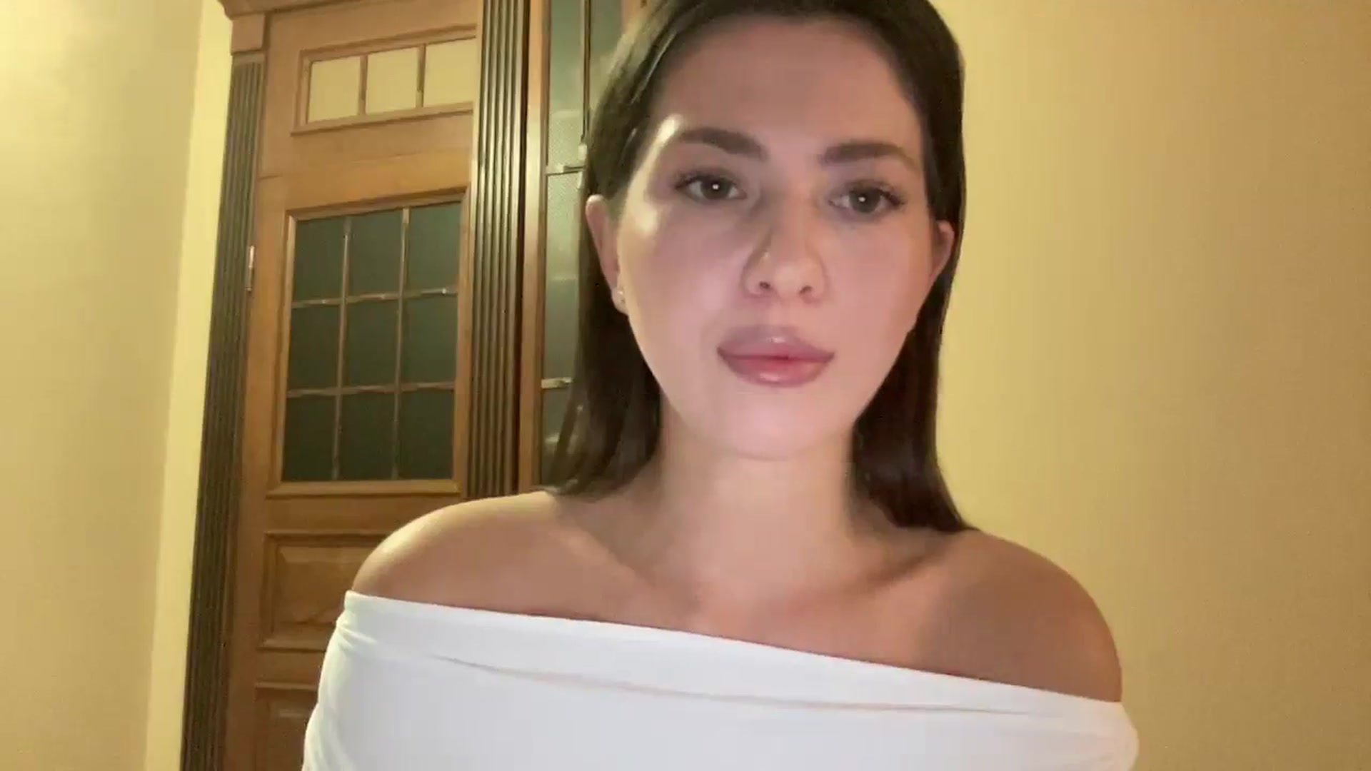 Gallery image thumbnail from KatsuniCross's myfreecams stream on, 12/01/2024, 16:32 image 15 of 20