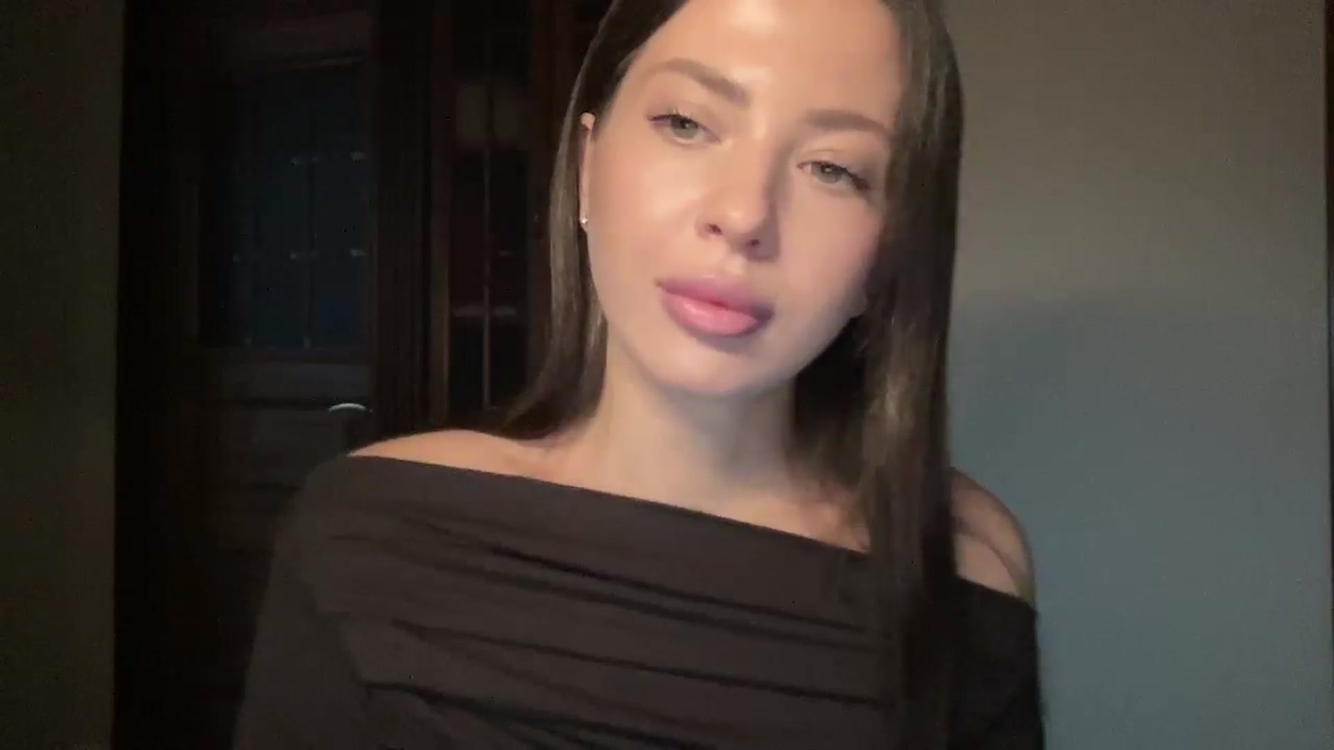 Gallery image thumbnail from KatsuniCross's myfreecams stream on, 12/09/2024, 13:16 image 9 of 20