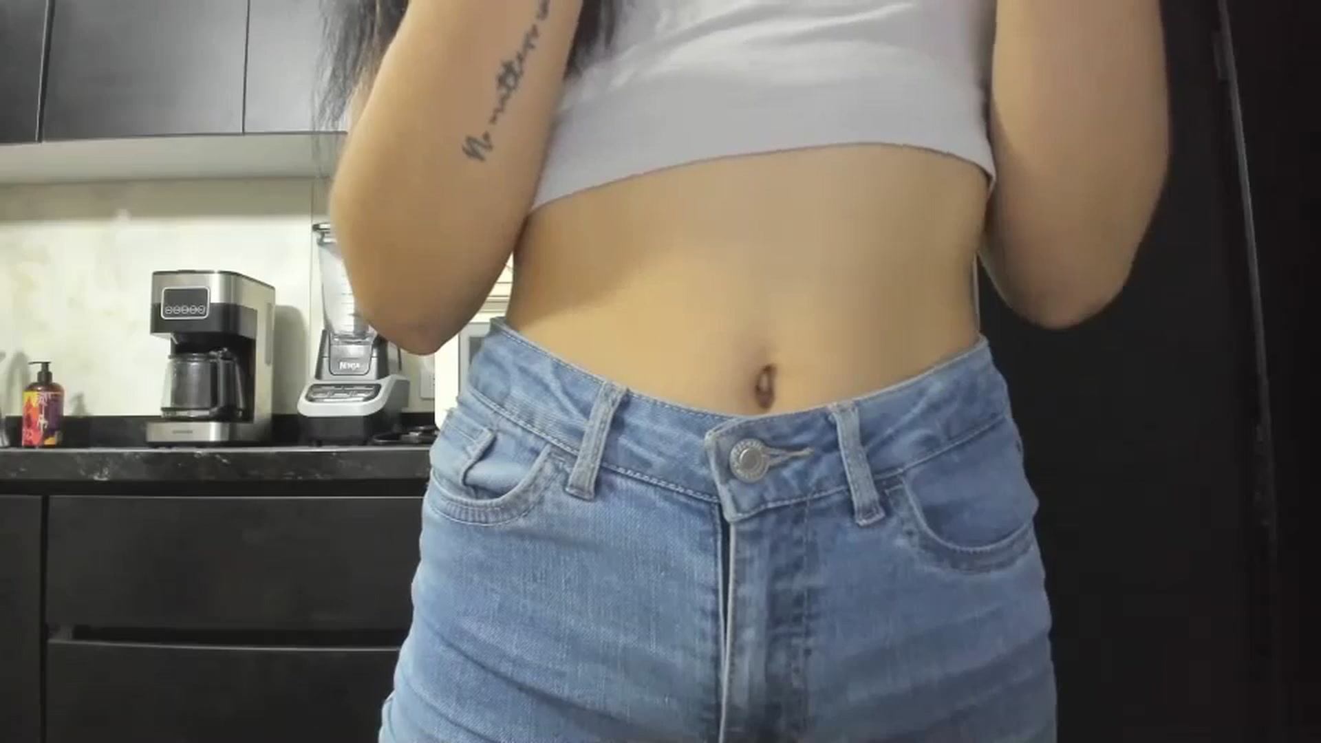 Gallery image thumbnail from Kattgalle's myfreecams stream on, 10/21/2024, 01:26 image 15 of 20