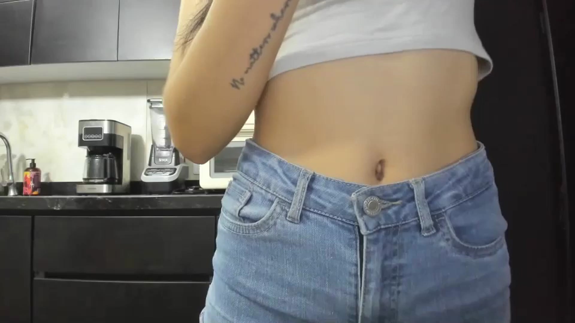 Gallery image thumbnail from Kattgalle's myfreecams stream on, 10/21/2024, 01:26 image 13 of 20