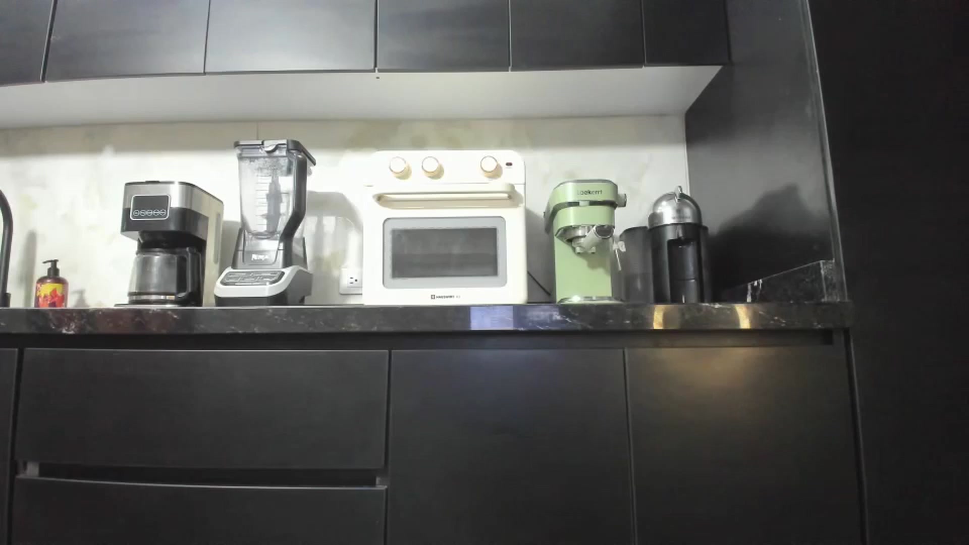Gallery image thumbnail from Kattgalle's myfreecams stream on, 11/09/2024, 24:39 image 11 of 20