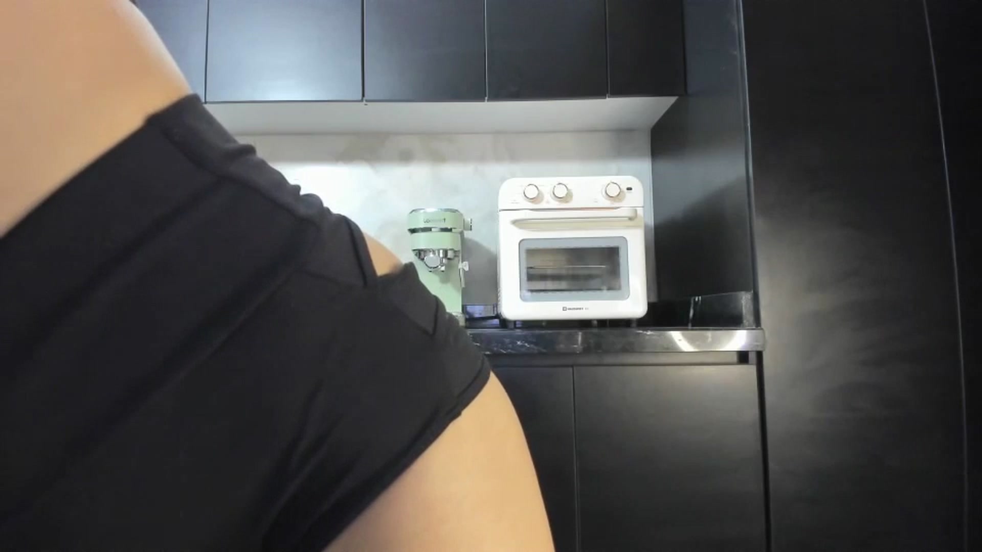 Gallery image thumbnail from Kattgalle's myfreecams stream on, 11/27/2024, 06:53 image 18 of 20