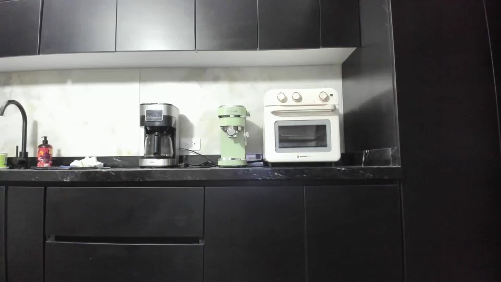 Gallery image thumbnail from Kattgalle's myfreecams stream on, 11/29/2024, 07:13 image 5 of 20