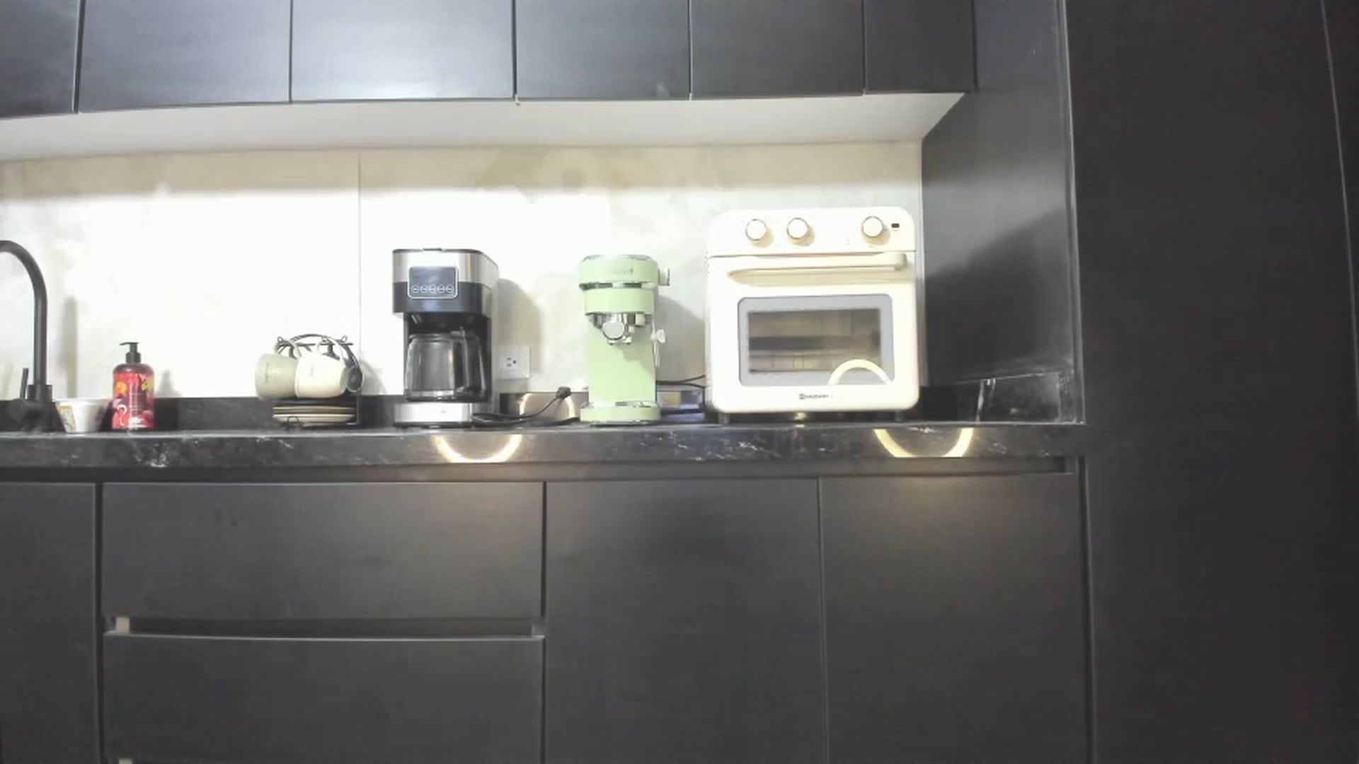 Gallery image thumbnail from Kattgalle's myfreecams stream on, 12/26/2024, 03:36 image 9 of 20