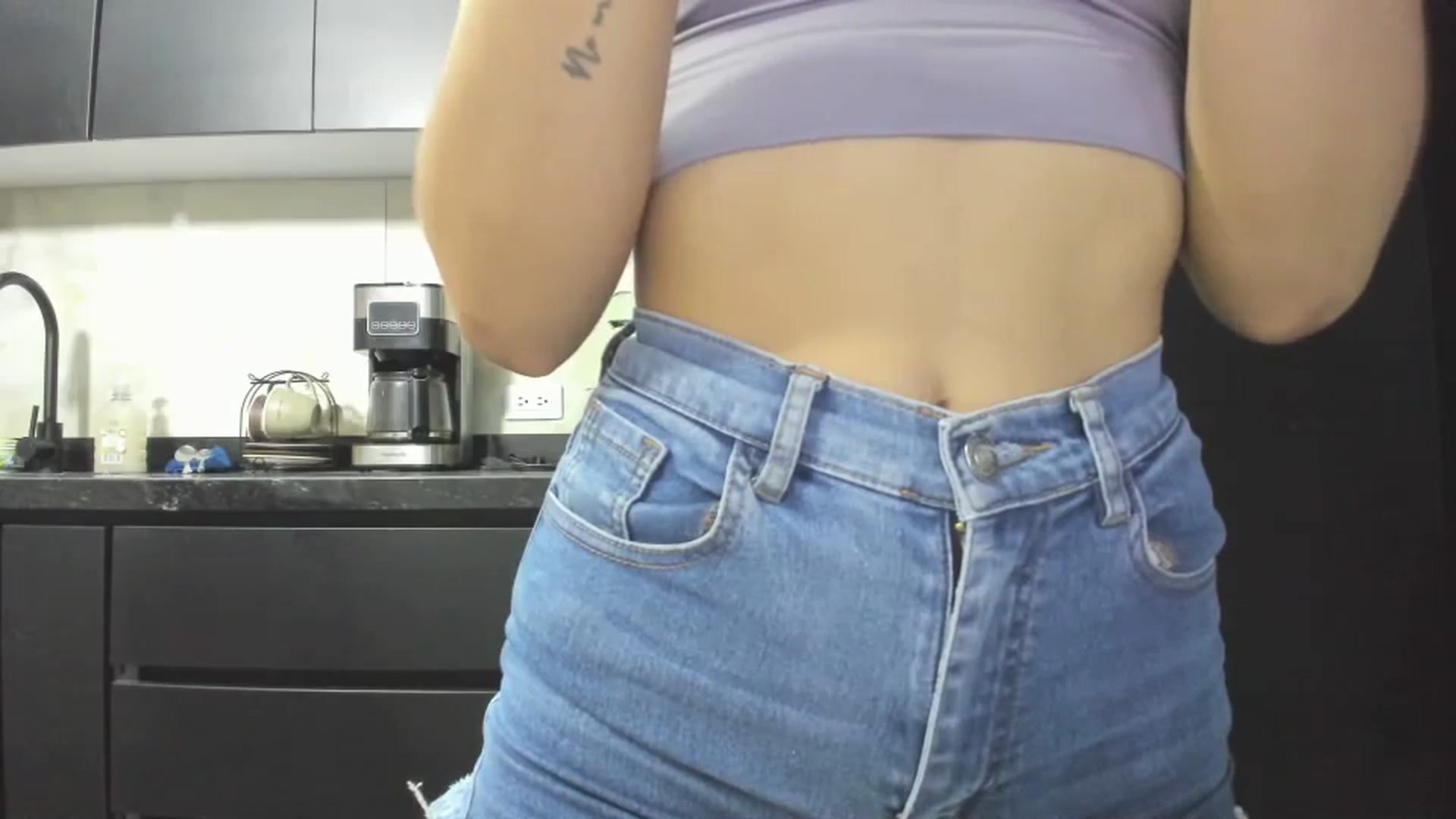 Gallery image thumbnail from Kattgalle's myfreecams stream on, 01/10/2025, 01:02 image 6 of 20