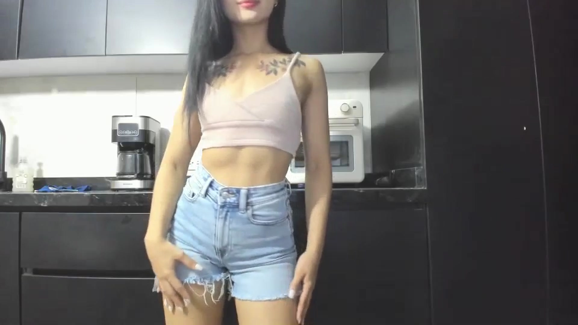 Gallery image thumbnail from Kattgalle's myfreecams stream on, 01/17/2025, 01:03 image 10 of 20