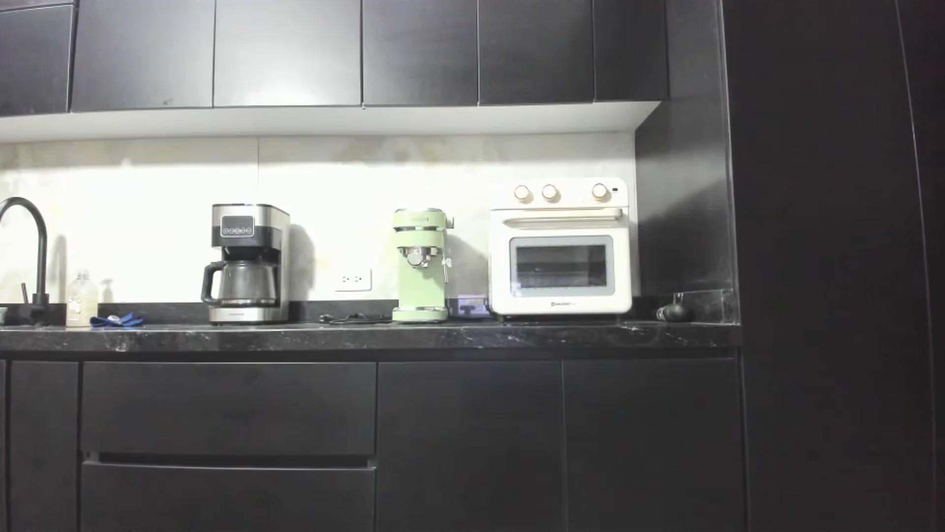 Gallery image thumbnail from Kattgalle's myfreecams stream on, 01/26/2025, 02:28 image 8 of 20