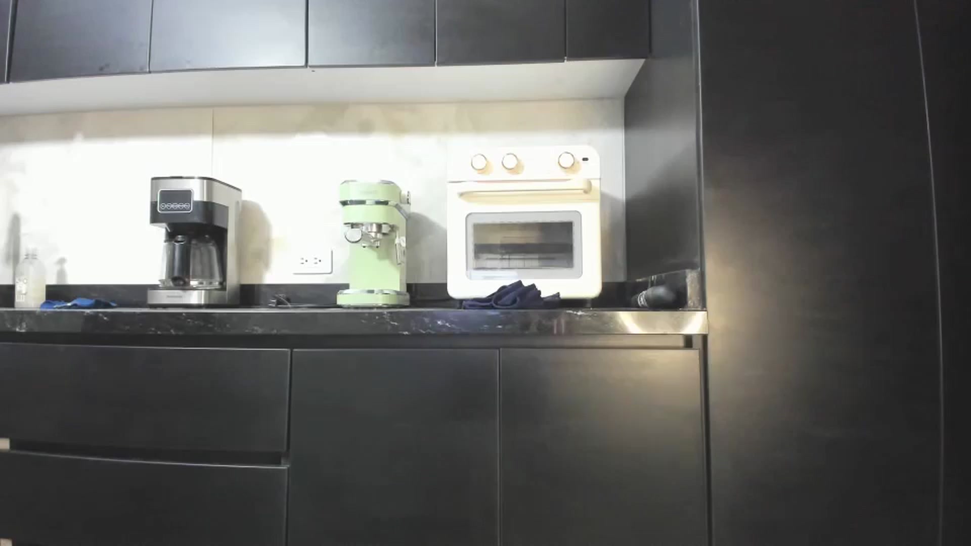 Gallery image thumbnail from Kattgalle's myfreecams stream on, 01/29/2025, 02:13 image 15 of 20