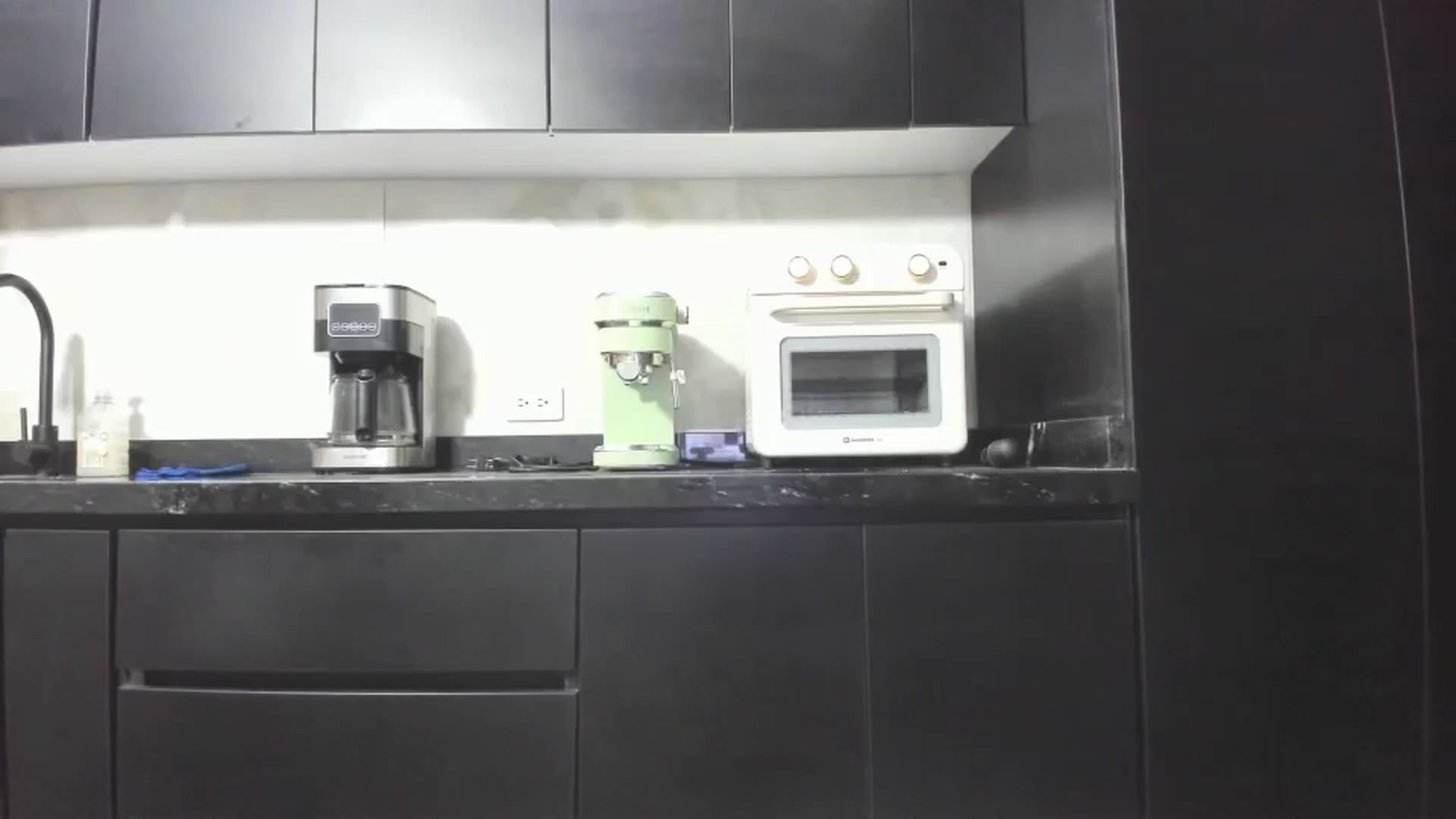 Gallery image thumbnail from Kattgalle's myfreecams stream on, 01/31/2025, 01:58 image 6 of 20