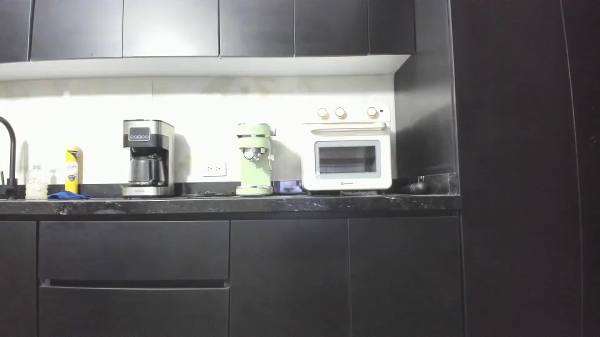 Gallery image thumbnail from Kattgalle's myfreecams stream on, 02/05/2025, 03:17 image 10 of 20