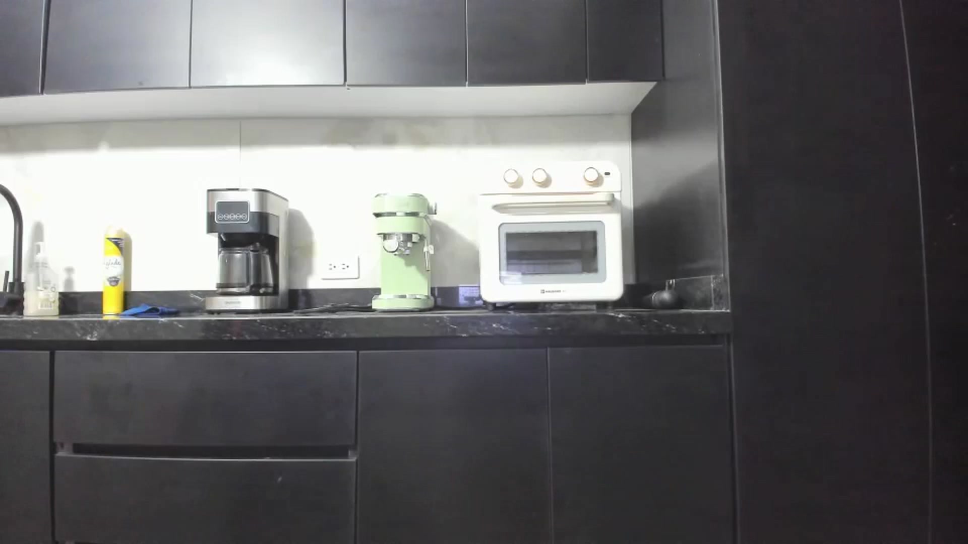 Gallery image thumbnail from Kattgalle's myfreecams stream on, 02/07/2025, 01:29 image 12 of 20
