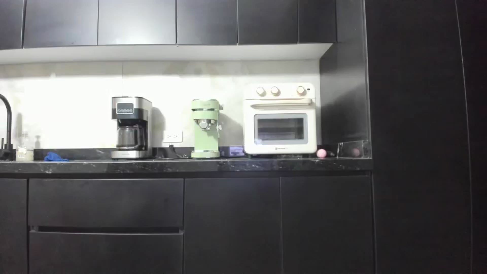 Gallery image thumbnail from Kattgalle's myfreecams stream on, 02/13/2025, 06:17 image 1 of 20