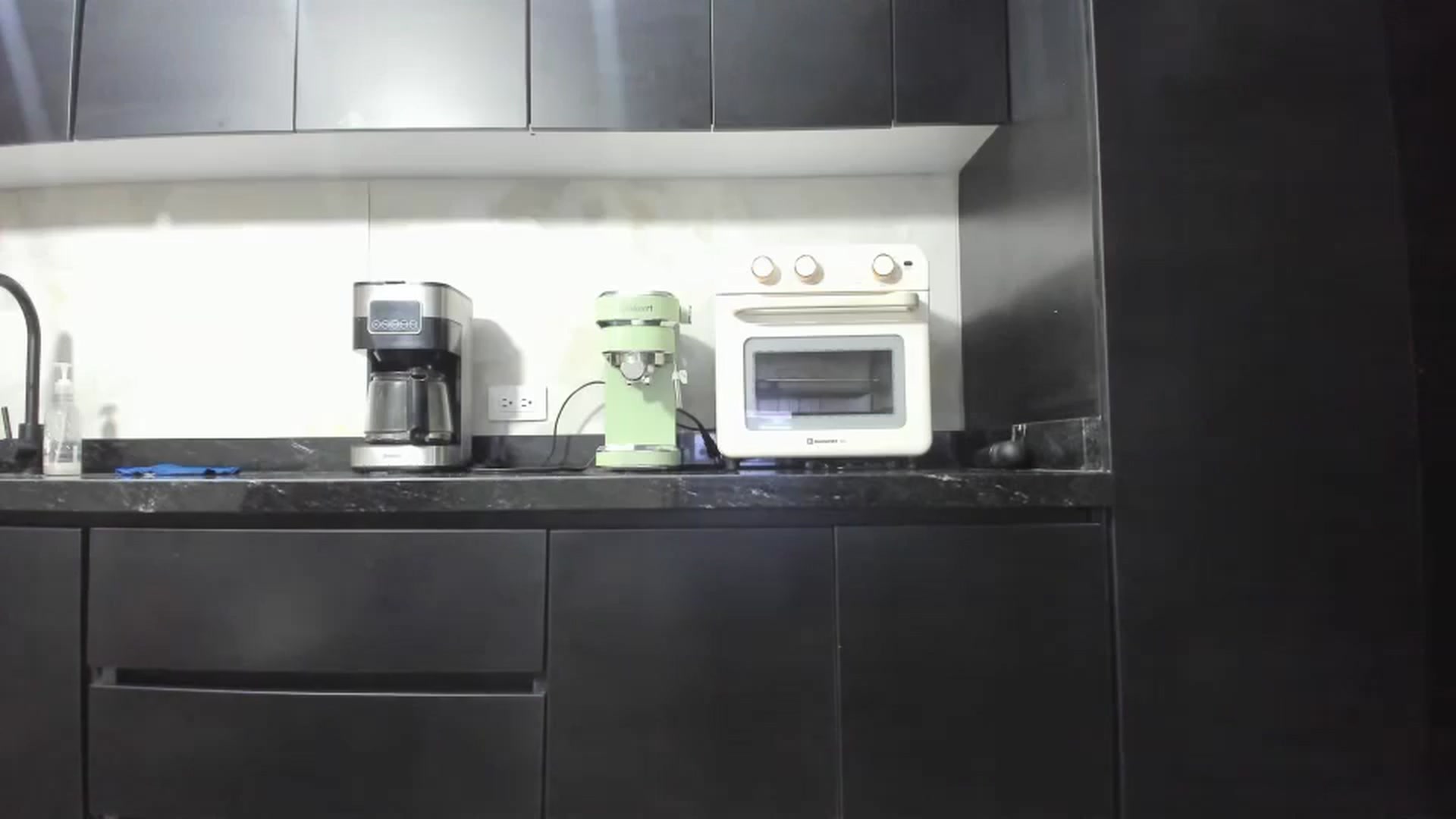 Gallery image thumbnail from Kattgalle's myfreecams stream on, 02/20/2025, 02:27 image 13 of 20