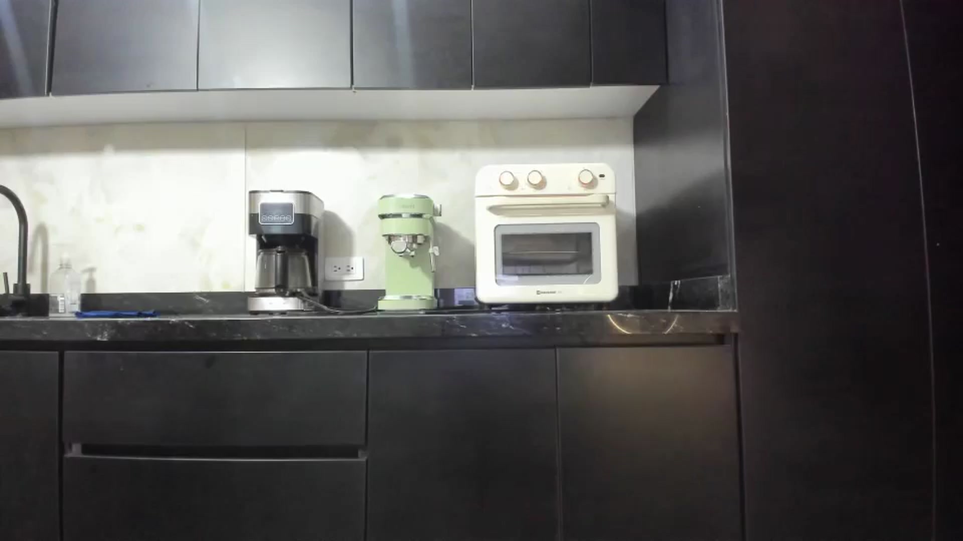 Gallery image thumbnail from Kattgalle's myfreecams stream on, 02/27/2025, 01:59 image 11 of 20