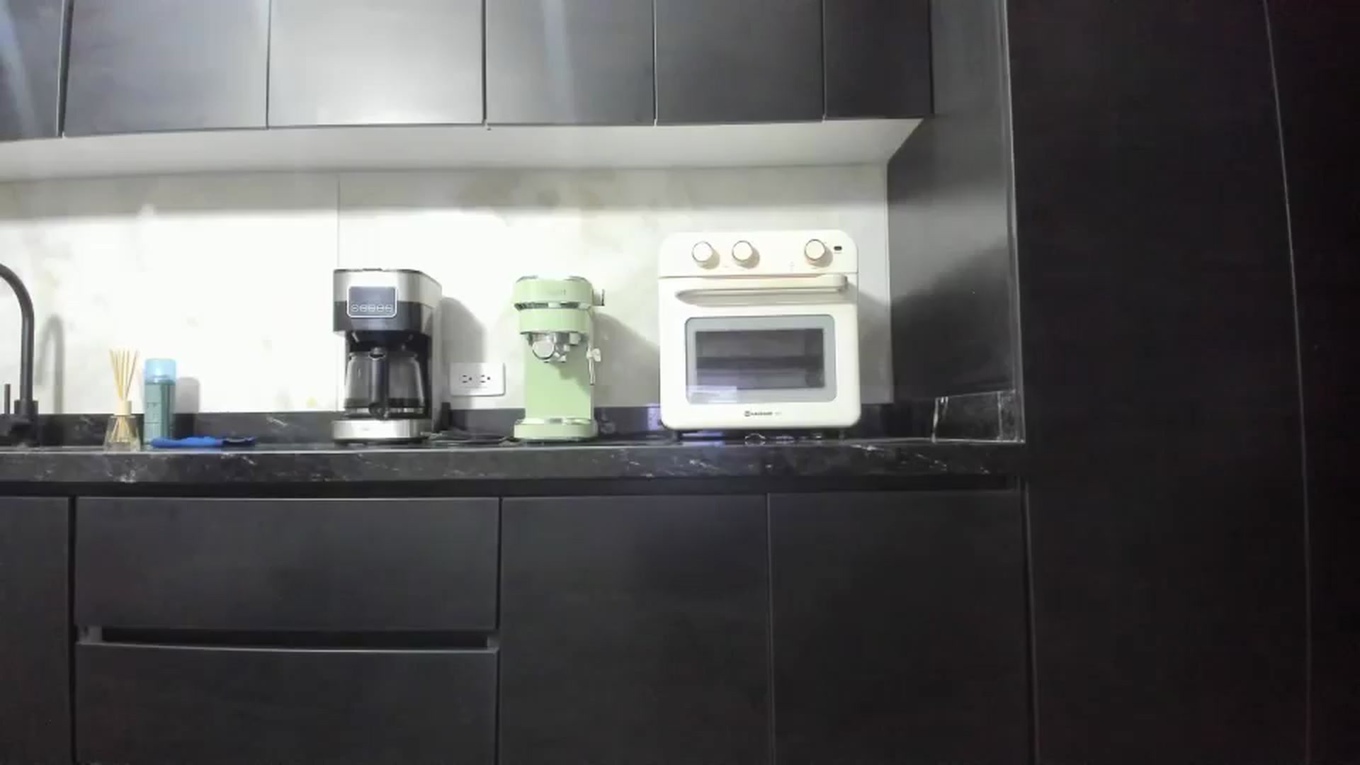 Gallery image thumbnail from Kattgalle's myfreecams stream on, 03/05/2025, 03:07 image 16 of 20