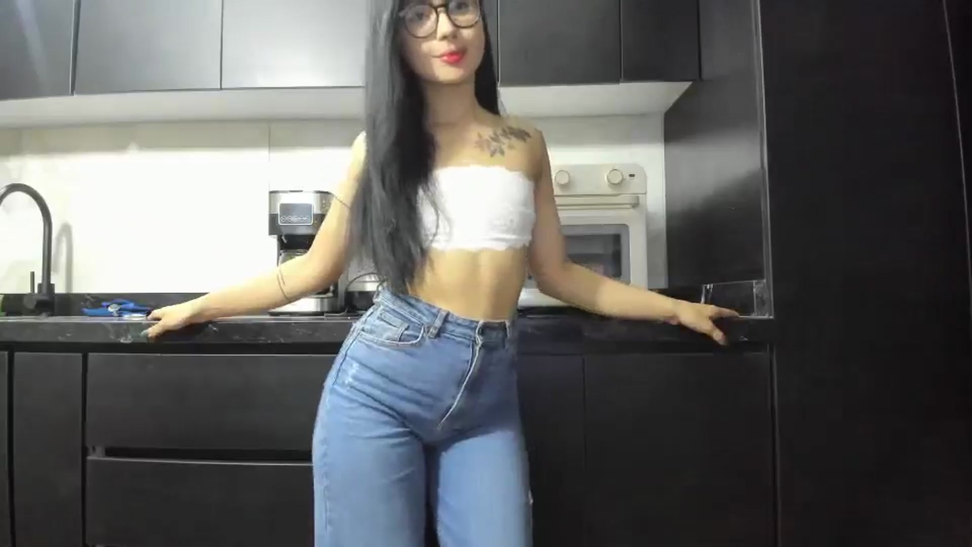 Gallery image thumbnail from Kattgalle's myfreecams stream on, 03/12/2025, 01:21 image 12 of 20