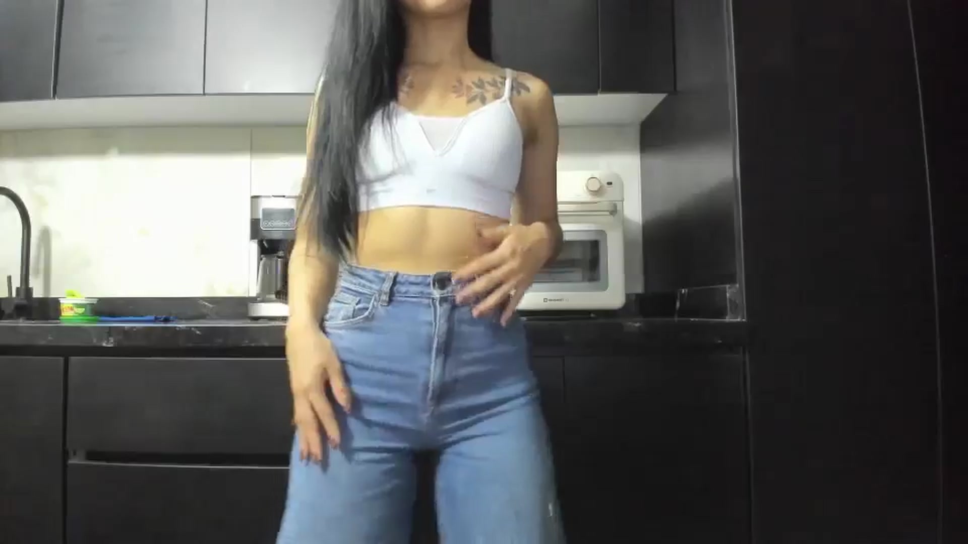 Gallery image thumbnail from Kattgalle's myfreecams stream on, 03/19/2025, 01:28 image 3 of 20