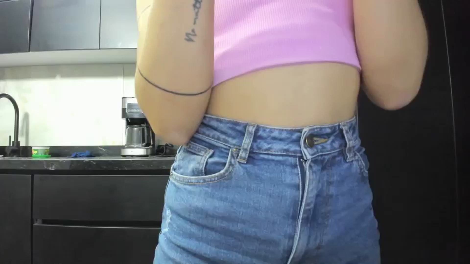 Gallery image thumbnail from Kattgalle's myfreecams stream on, 03/23/2025, 02:03 image 2 of 20