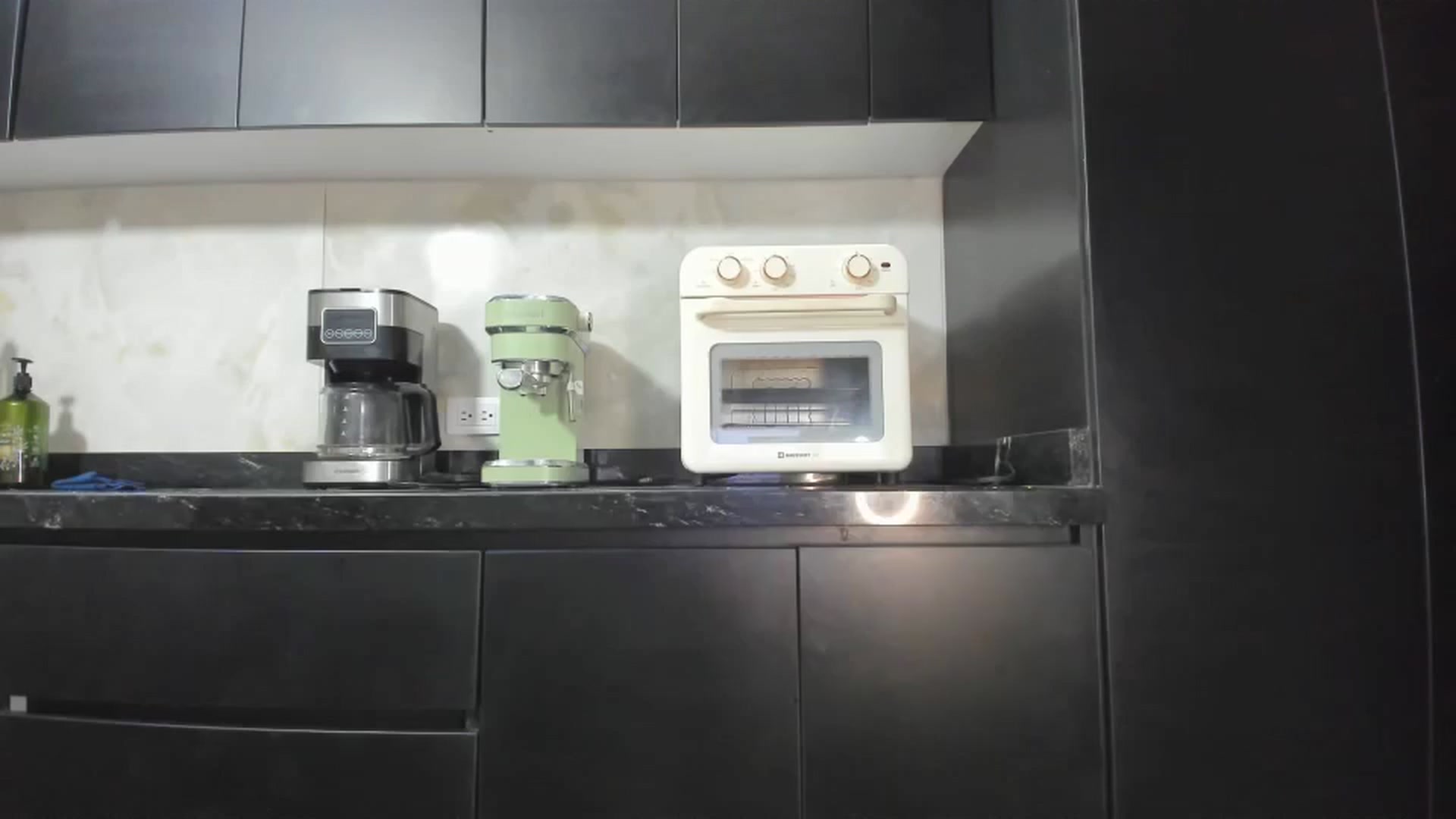 Gallery image thumbnail from Kattgalle's myfreecams stream on, 03/30/2025, 04:36 image 19 of 20