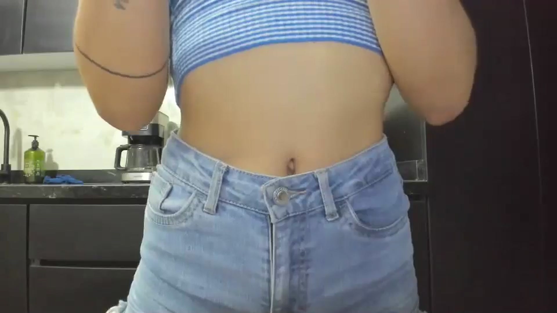 Gallery image thumbnail from Kattgalle's myfreecams stream on, 04/14/2025, 04:16 image 5 of 20