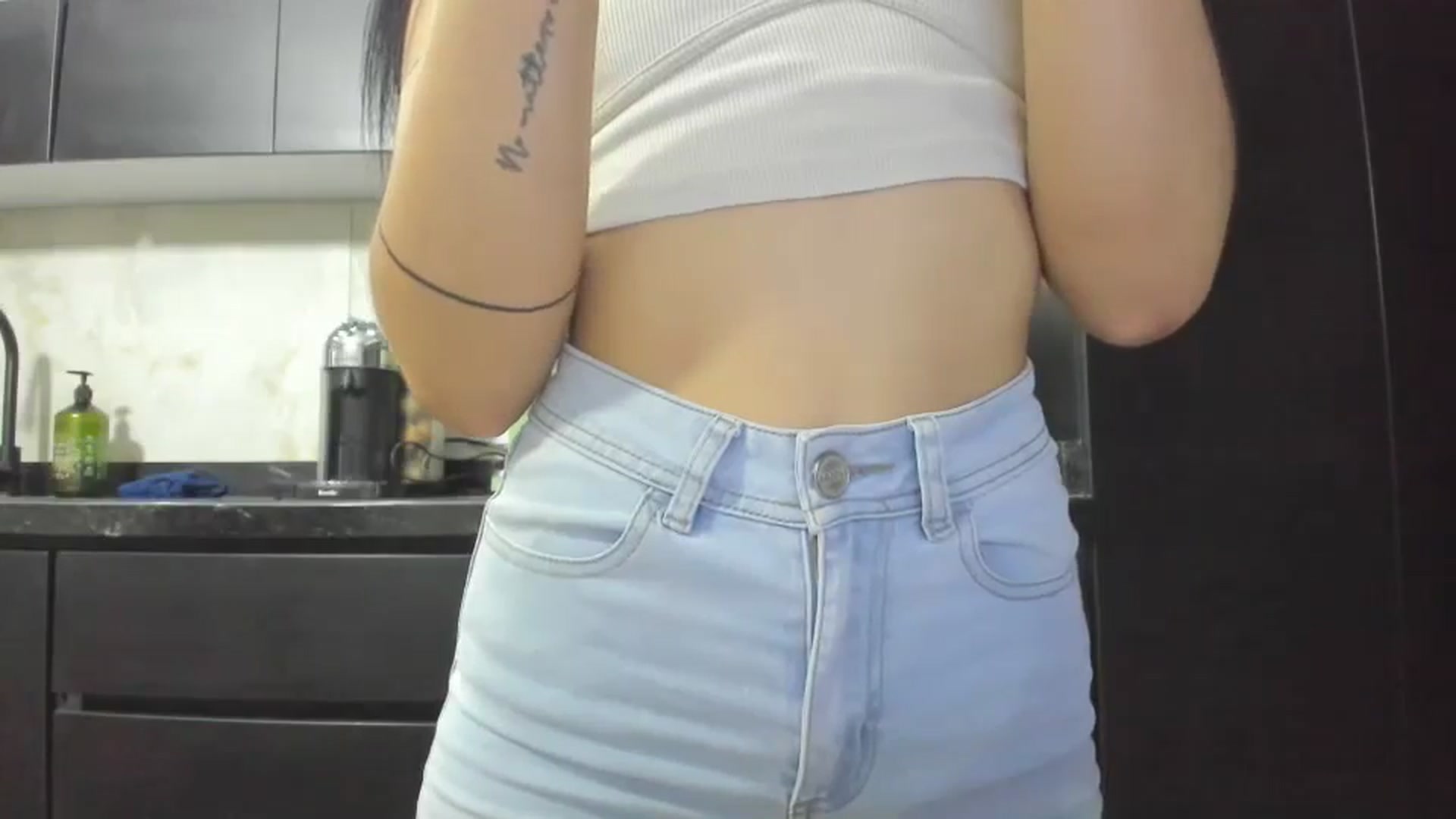 Gallery image thumbnail from Kattgalle's myfreecams stream on, 04/15/2025, 02:44 image 5 of 20