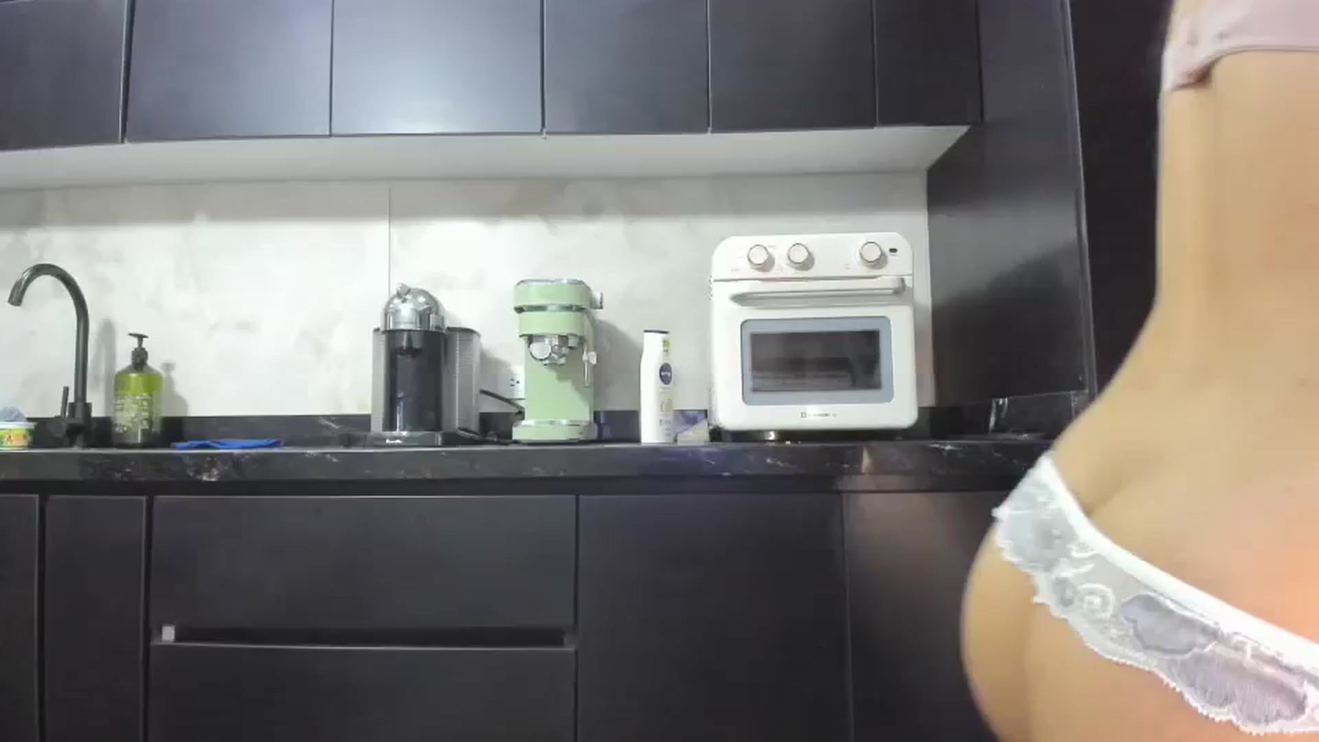 Gallery image thumbnail from Kattgalle's myfreecams stream on, 05/05/2025, 02:20 image 14 of 20