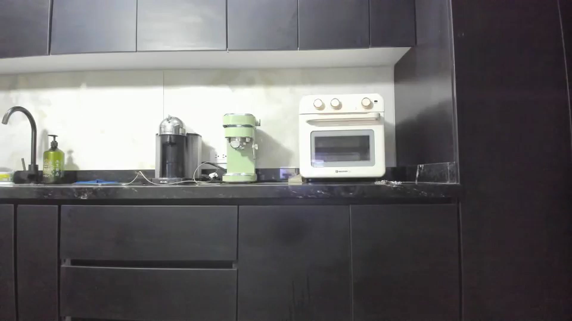 Gallery image thumbnail from Kattgalle's myfreecams stream on, 06/01/2025, 02:49 image 16 of 20