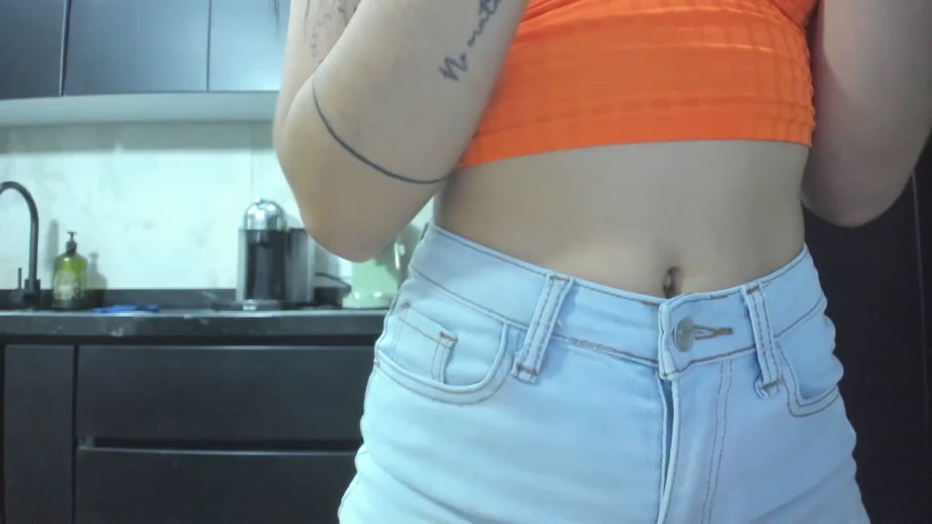 Gallery image thumbnail from Kattgalle's myfreecams stream on, 06/18/2025, 01:26 image 8 of 20