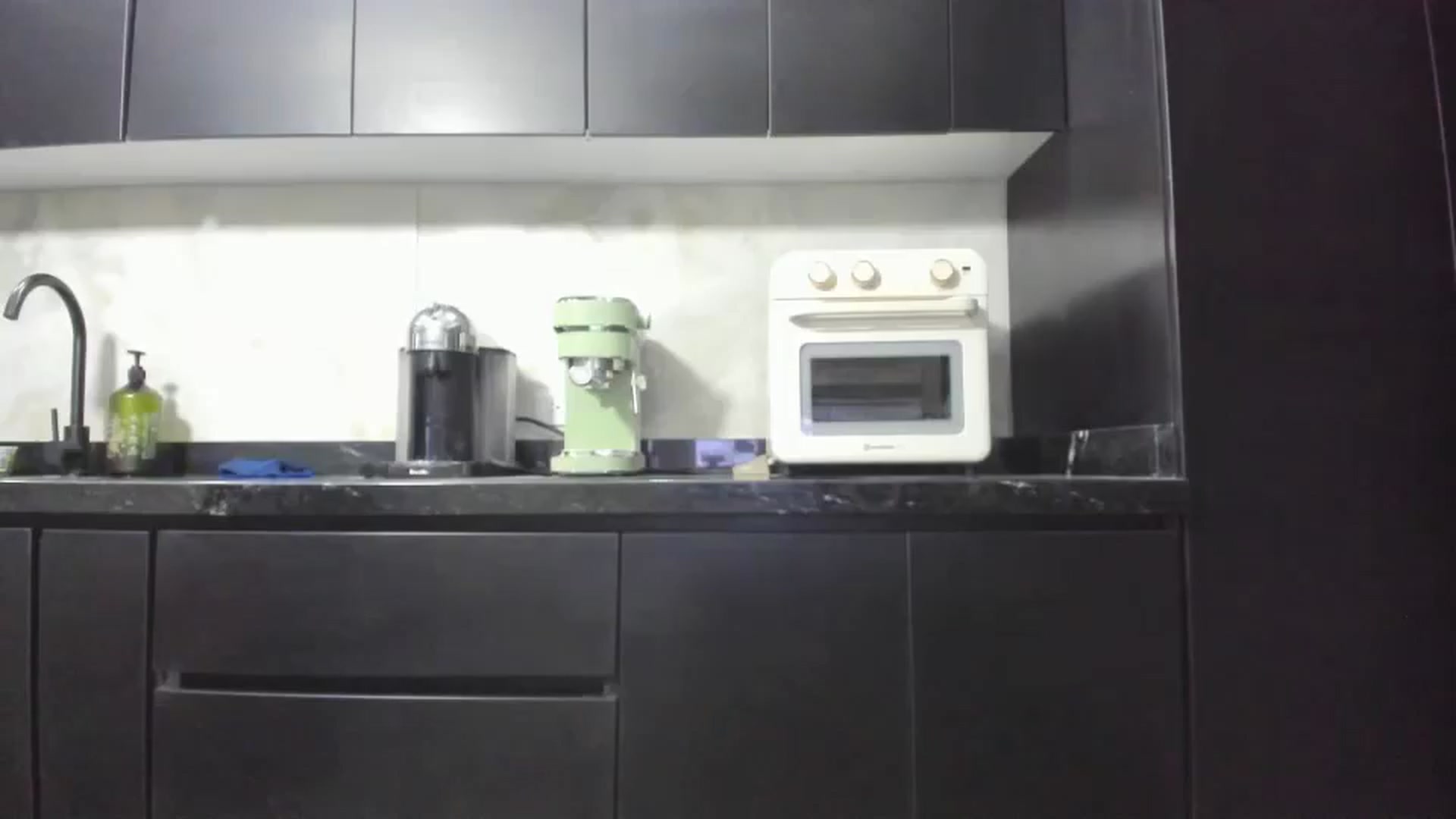 Gallery image thumbnail from Kattgalle's myfreecams stream on, 06/26/2025, 01:26 image 10 of 20