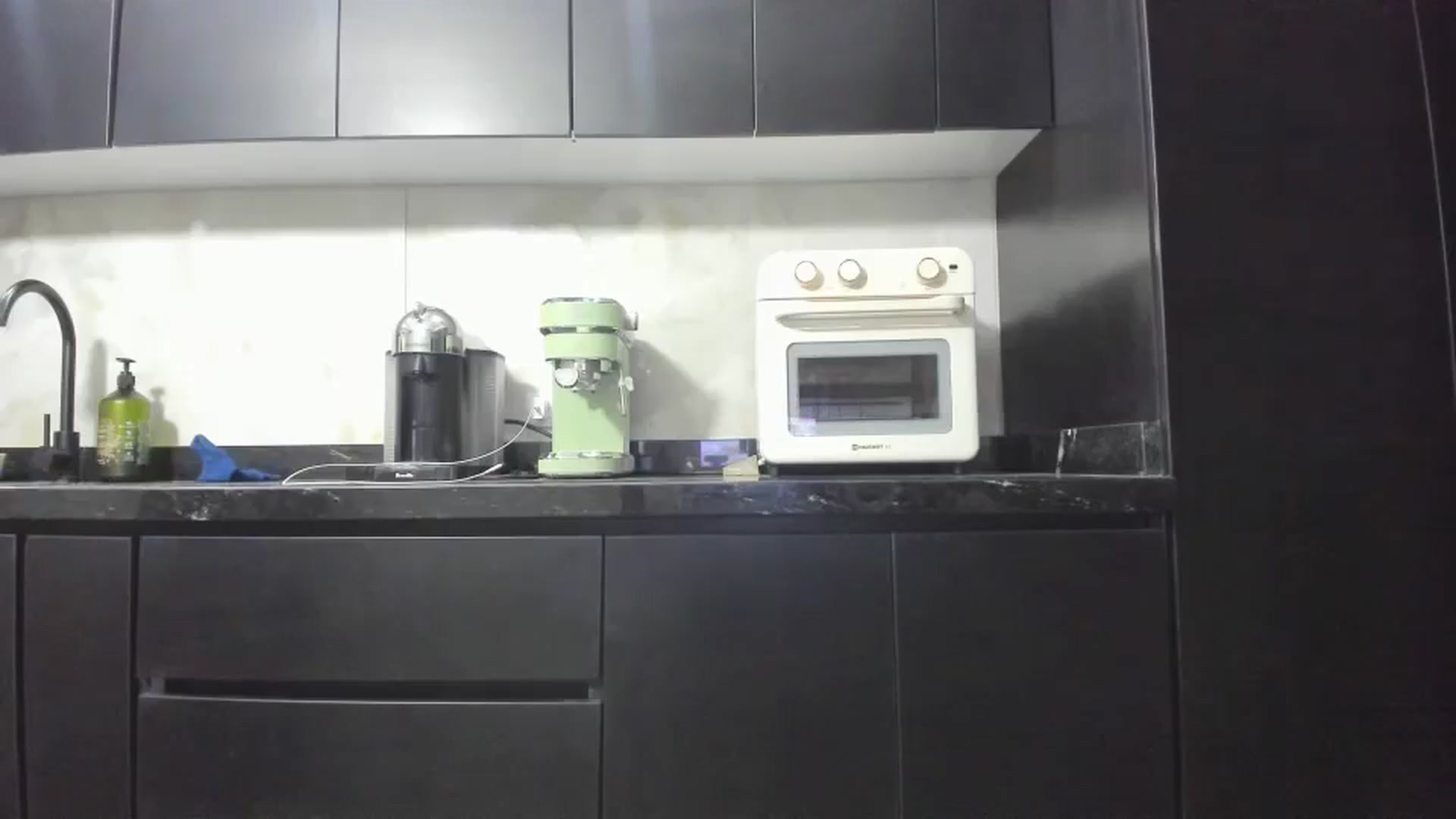 Gallery image thumbnail from Kattgalle's myfreecams stream on, 06/30/2025, 04:49 image 9 of 20