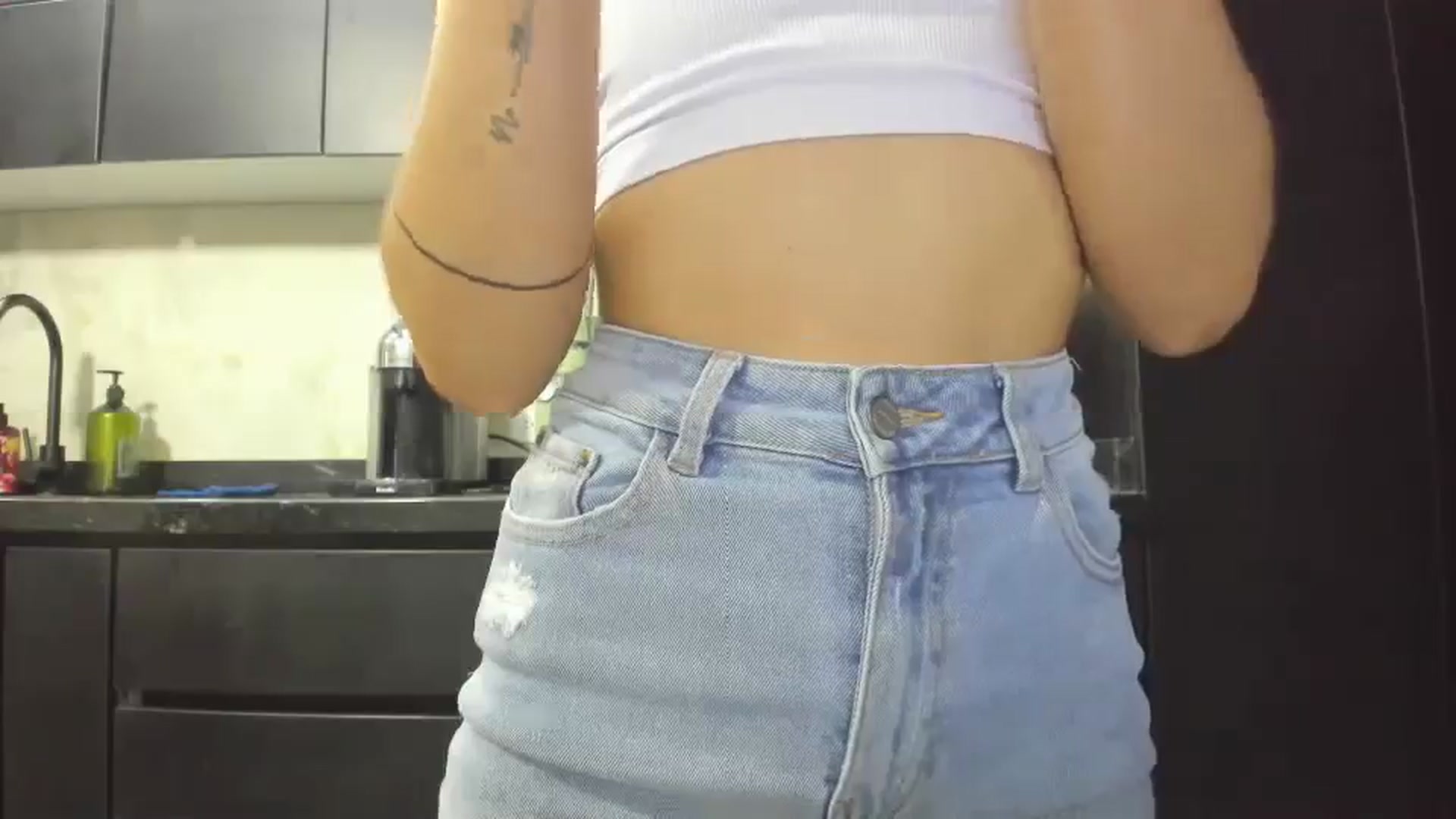 Gallery image thumbnail from Kattgalle's myfreecams stream on, 07/07/2025, 24:00 image 16 of 20