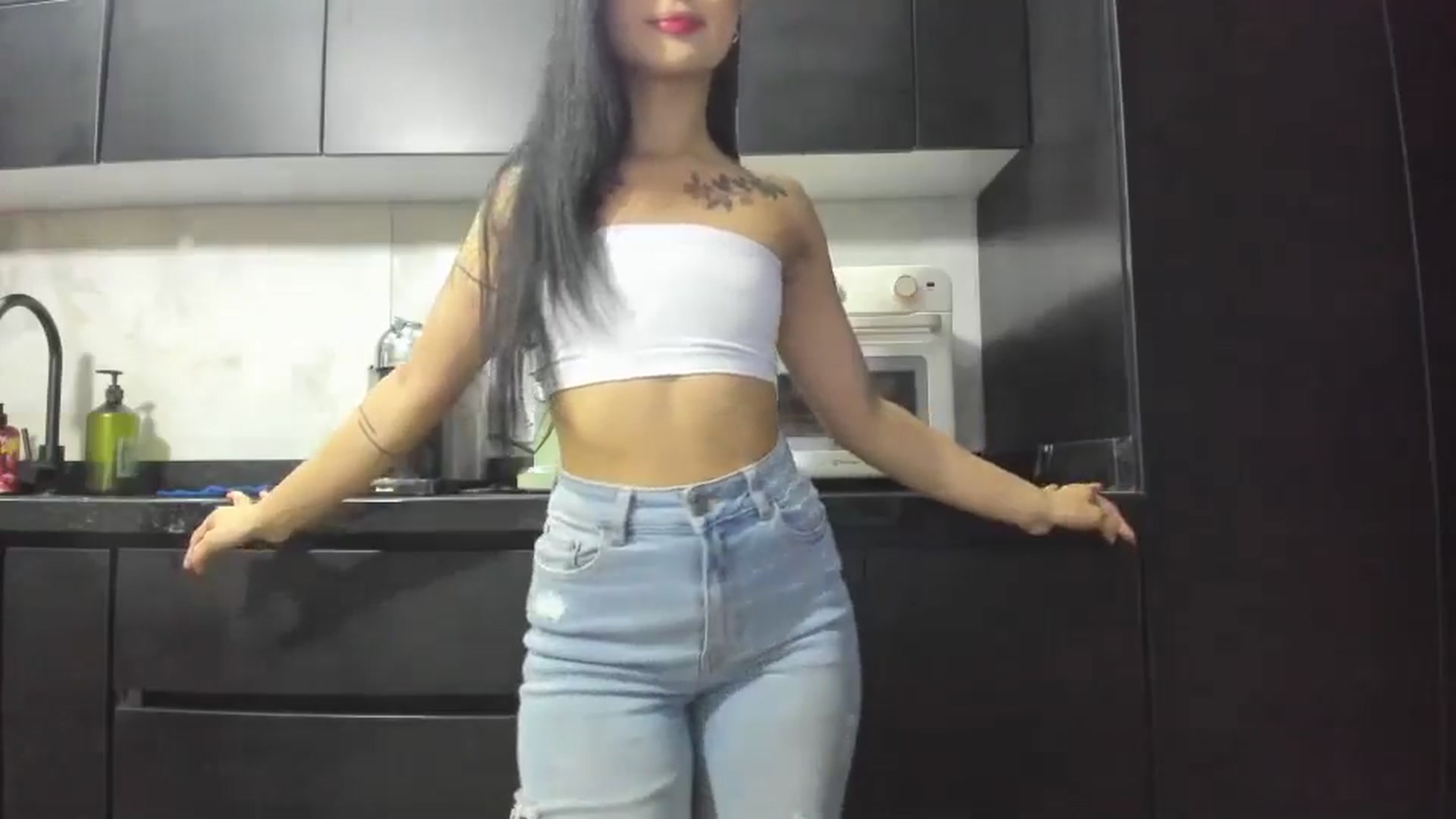 Gallery image thumbnail from Kattgalle's myfreecams stream on, 07/07/2025, 24:00 image 18 of 20