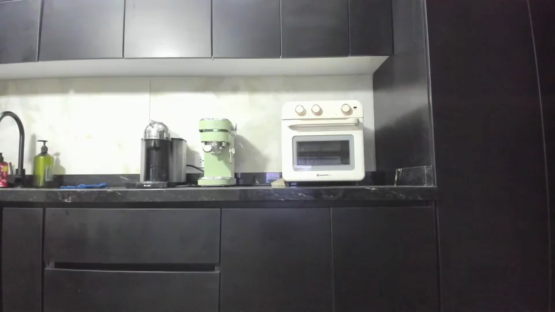 Gallery image thumbnail from Kattgalle's myfreecams stream on, 07/07/2025, 24:51 image 8 of 20