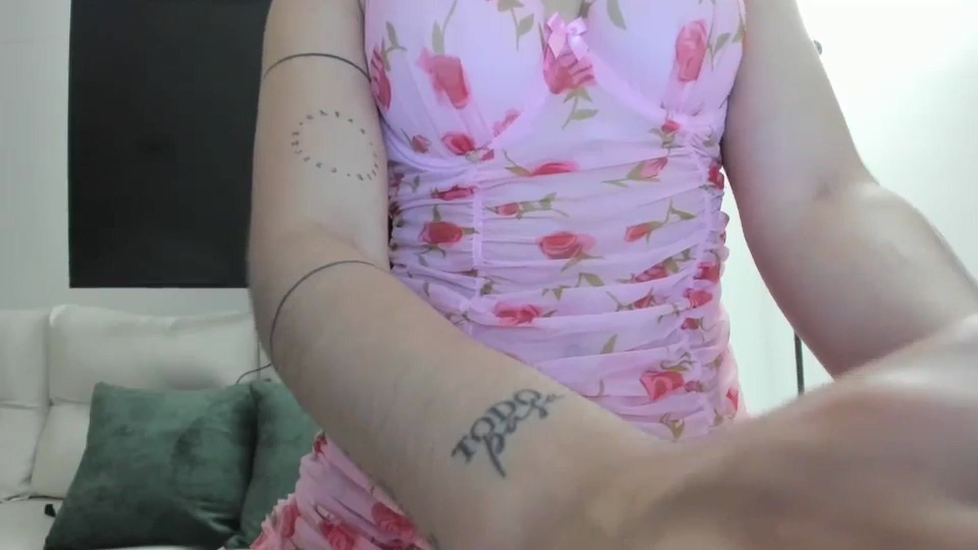 Gallery image thumbnail from Kattgalle's myfreecams stream on, 07/07/2025, 03:02 image 11 of 20