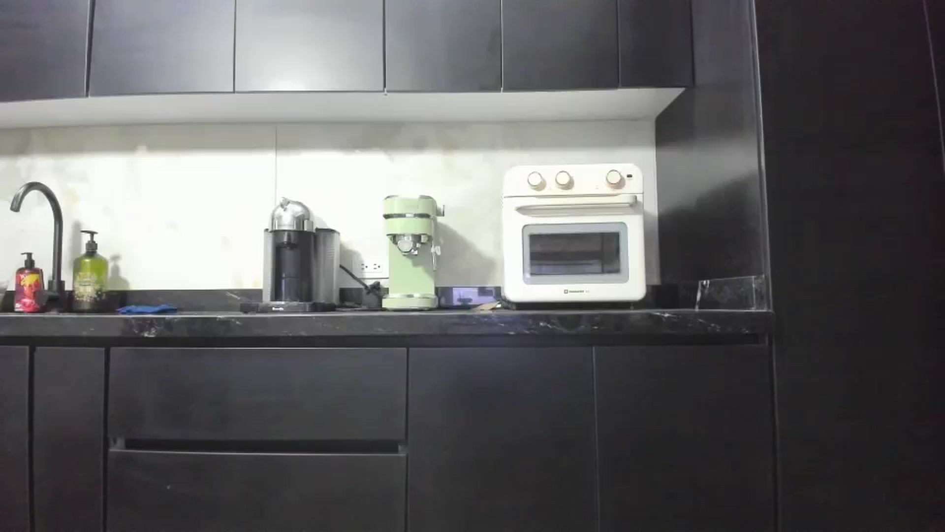 Gallery image thumbnail from Kattgalle's myfreecams stream on, 07/12/2025, 01:54 image 9 of 20